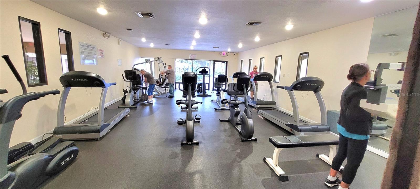 Image 23 of 33 For 9861 Sunrise Lakes Blvd Sunrise Lakes Boulevard 310