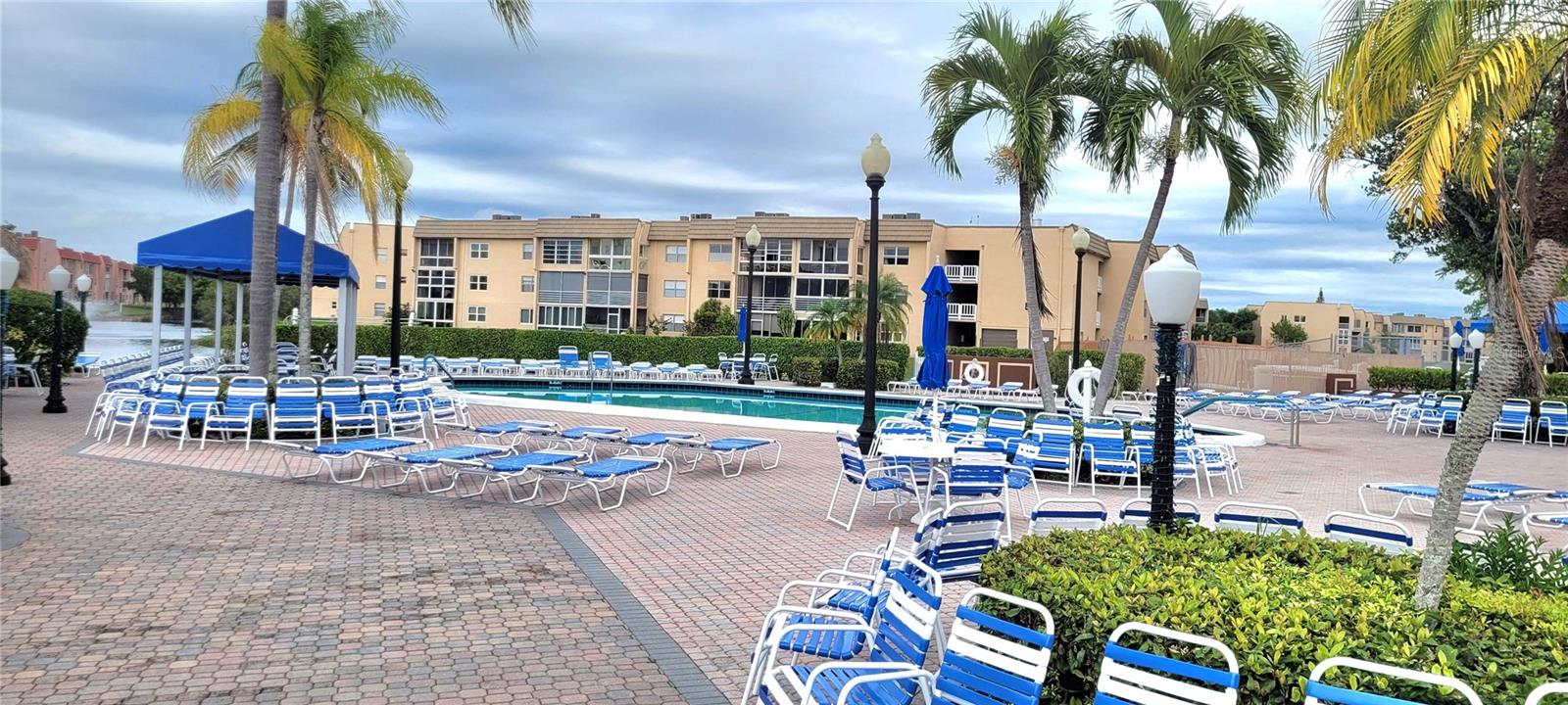 Image 28 of 33 For 9861 Sunrise Lakes Blvd Sunrise Lakes Boulevard 310