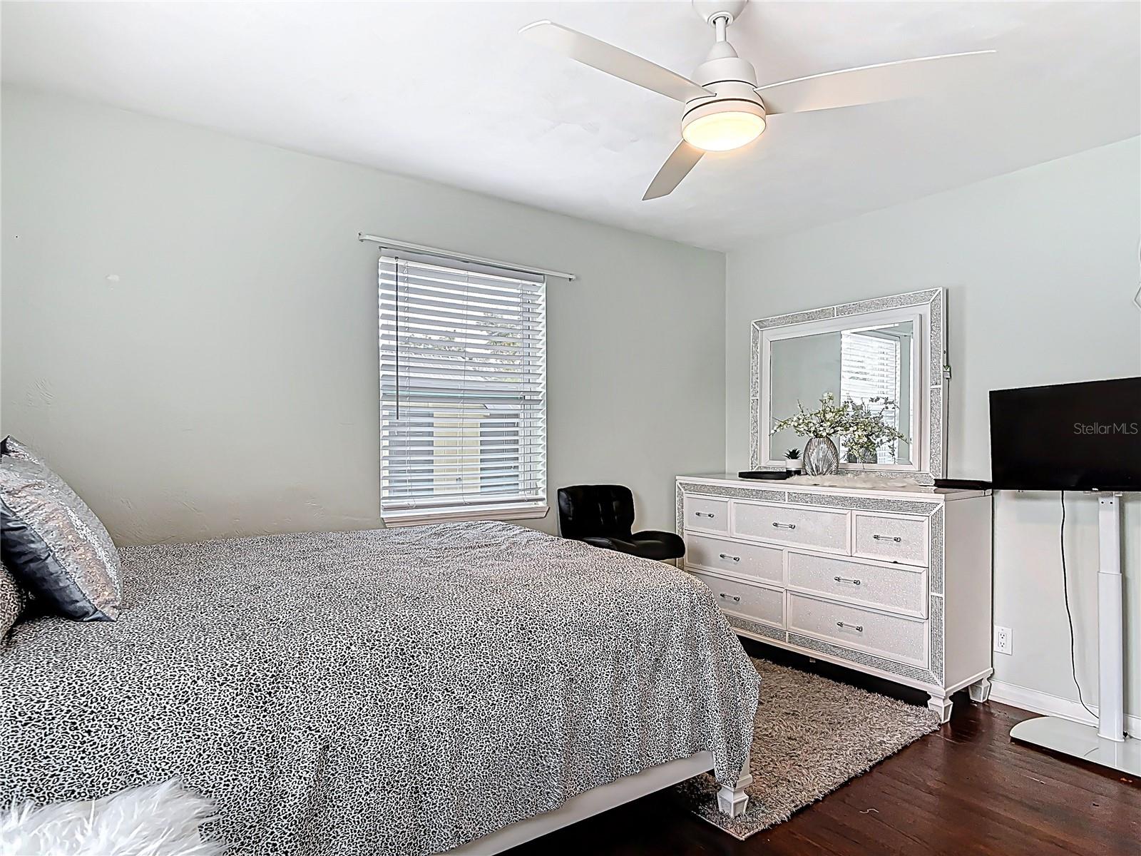 Image 17 of 22 For 748 White Street