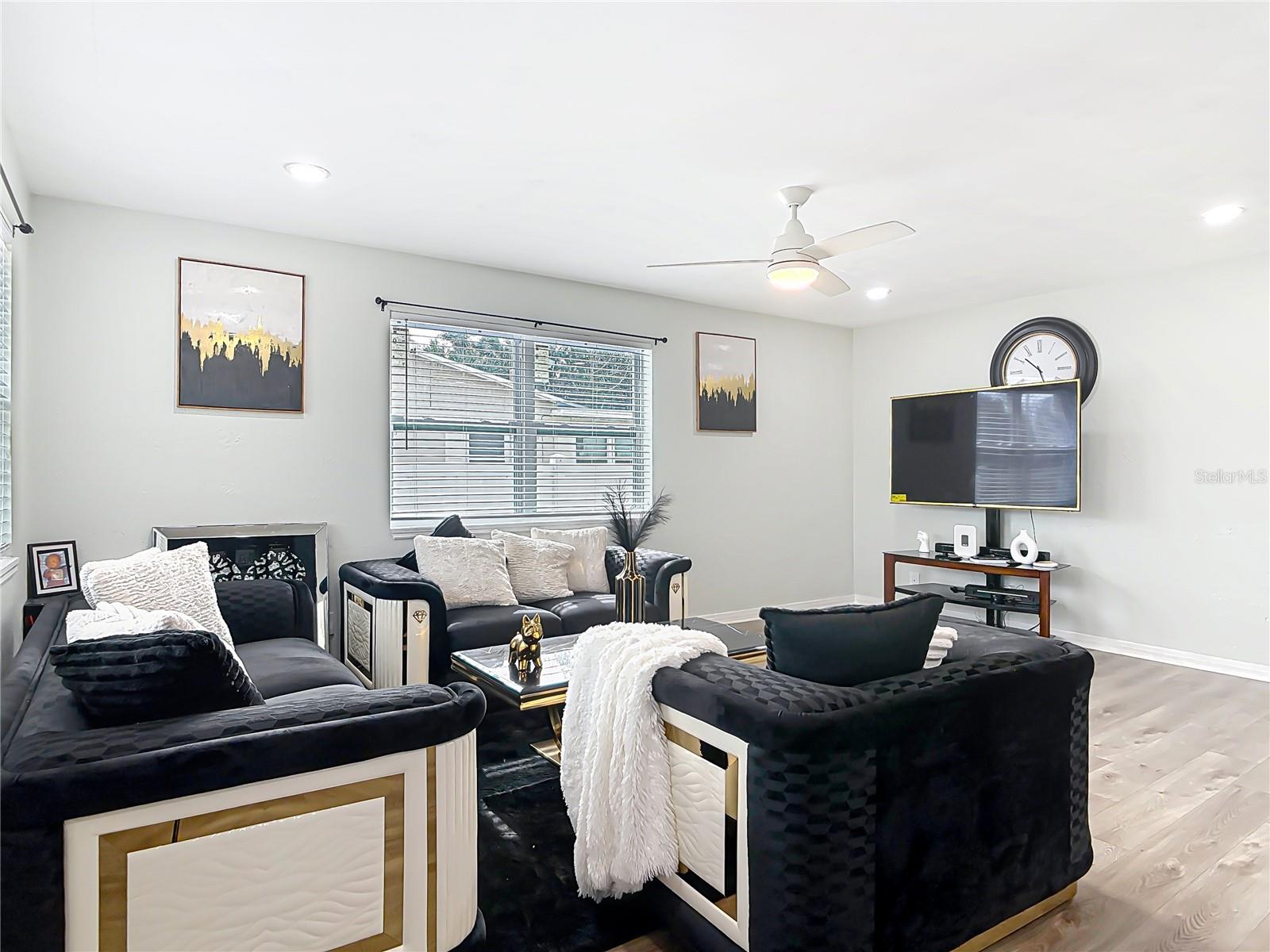 Image 7 of 22 For 748 White Street