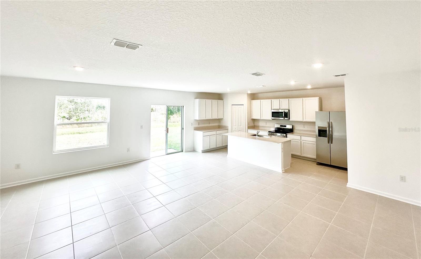 Image 3 of 22 For 1231 Belle Isle Lane