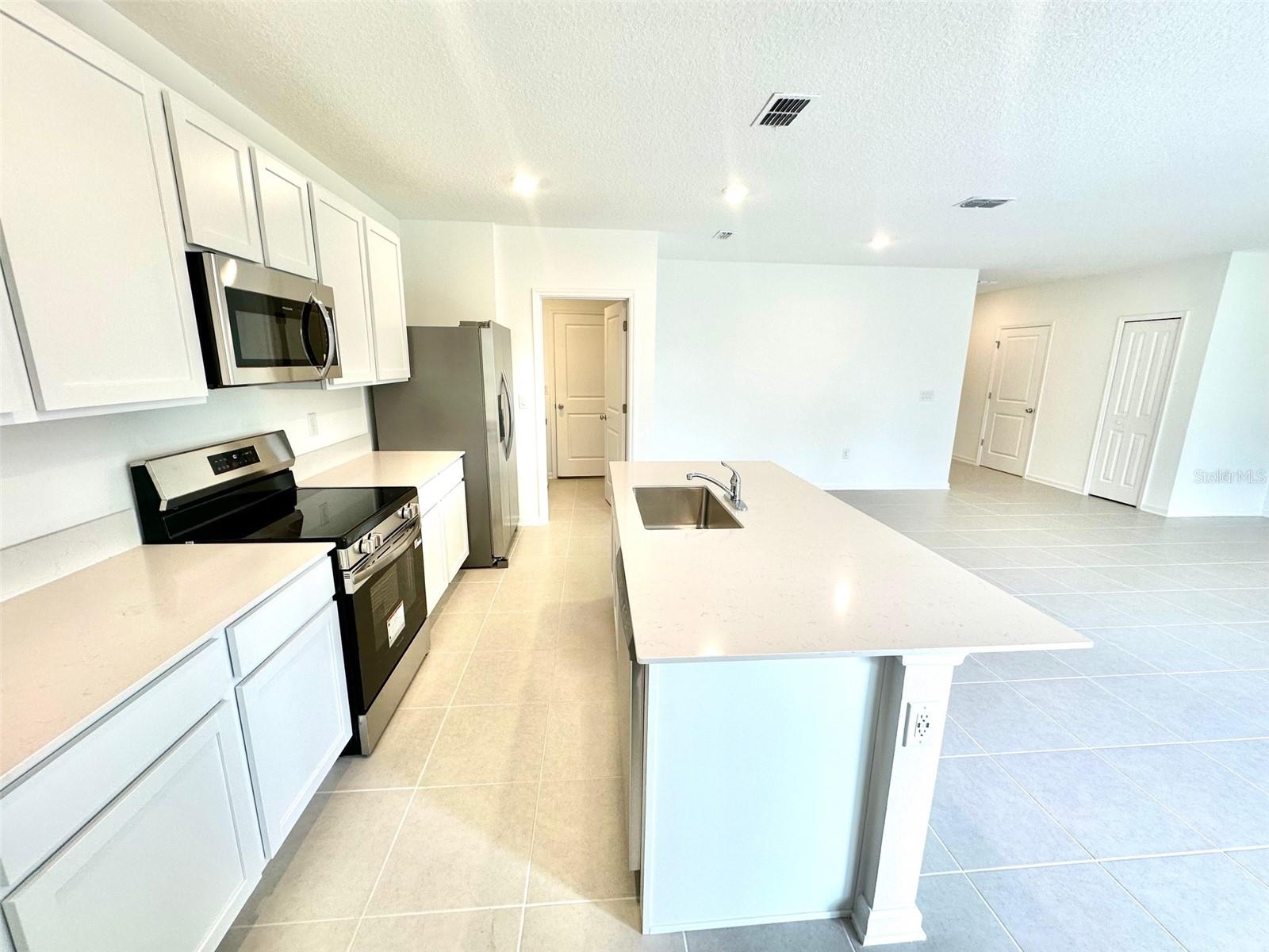 Image 5 of 22 For 1231 Belle Isle Lane