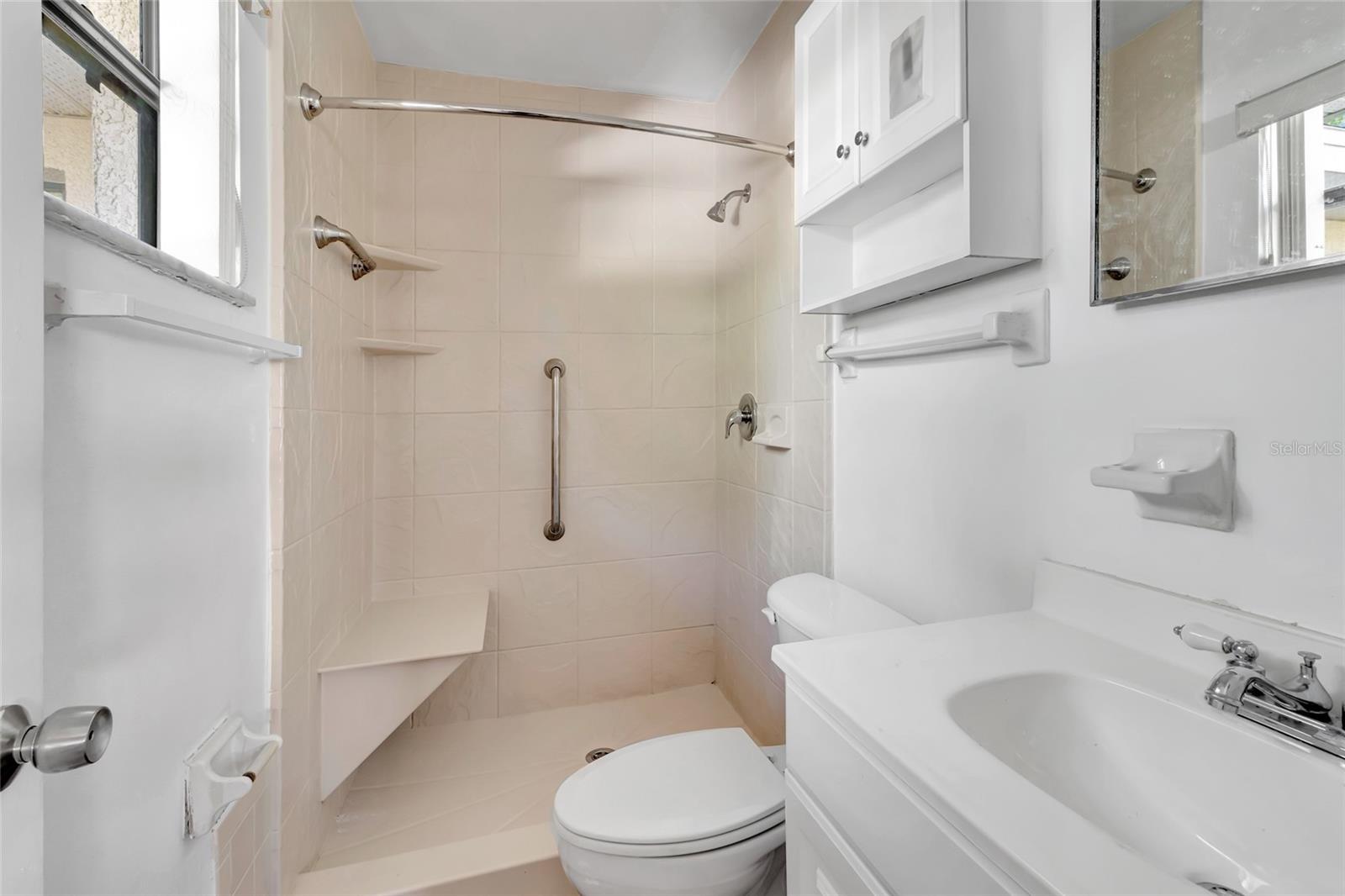 Image 26 of 38 For 1021 Hollywood Avenue