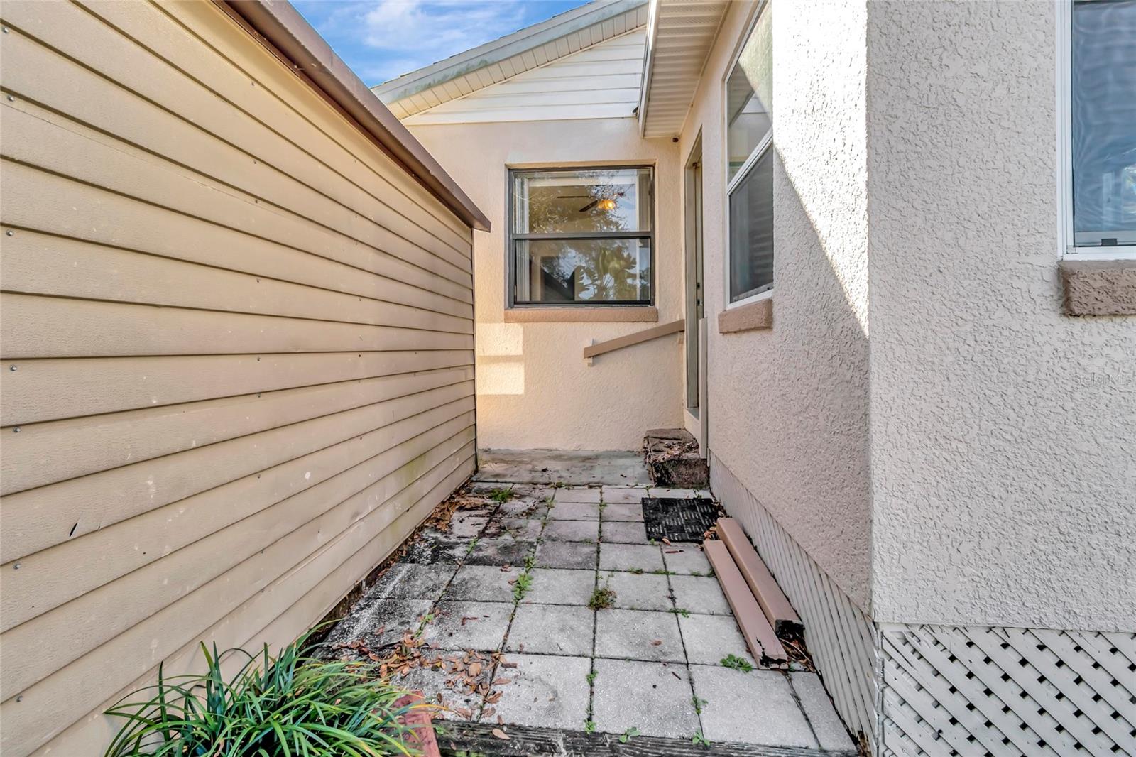 Image 36 of 38 For 1021 Hollywood Avenue