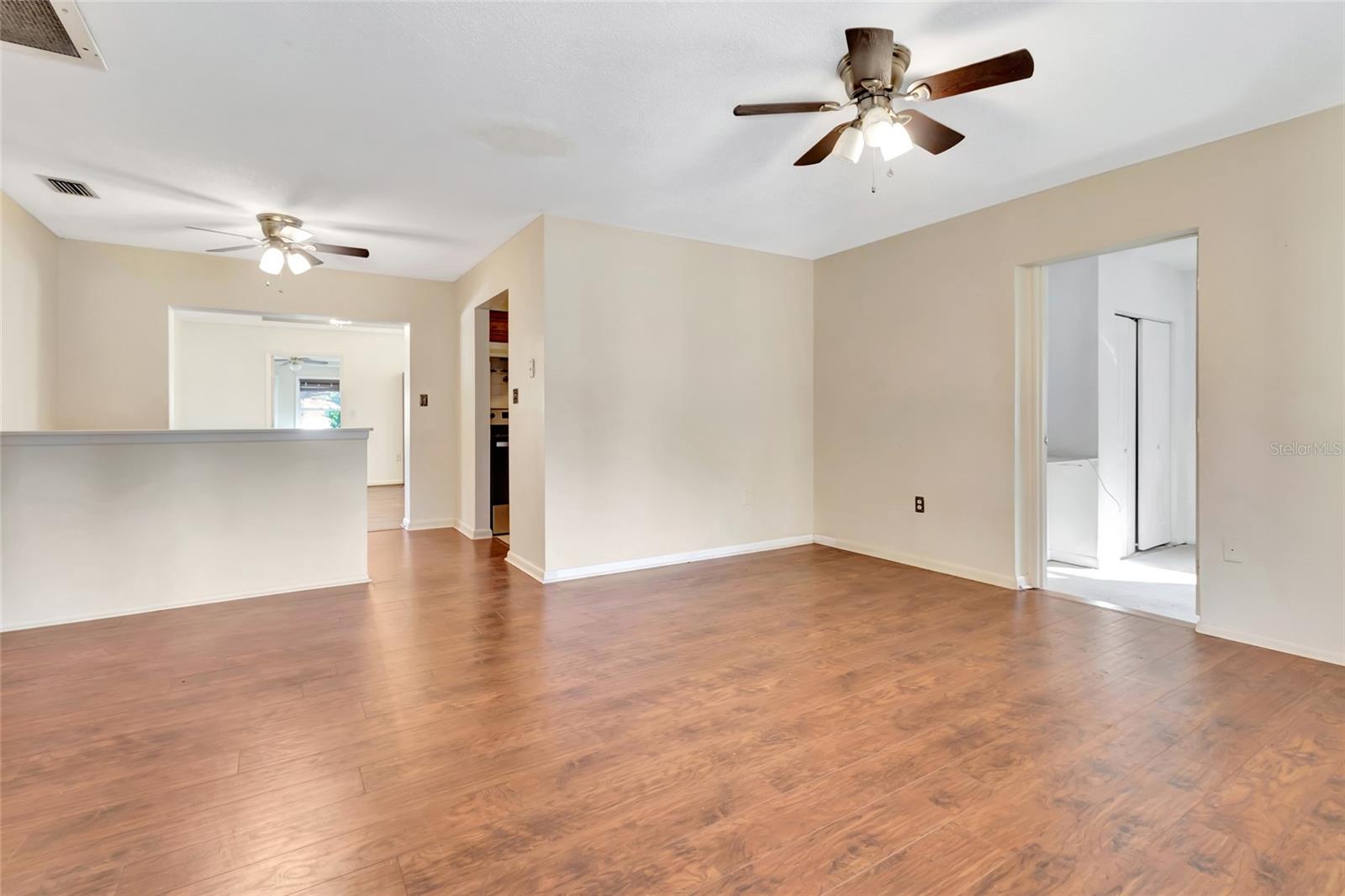 Image 8 of 38 For 1021 Hollywood Avenue