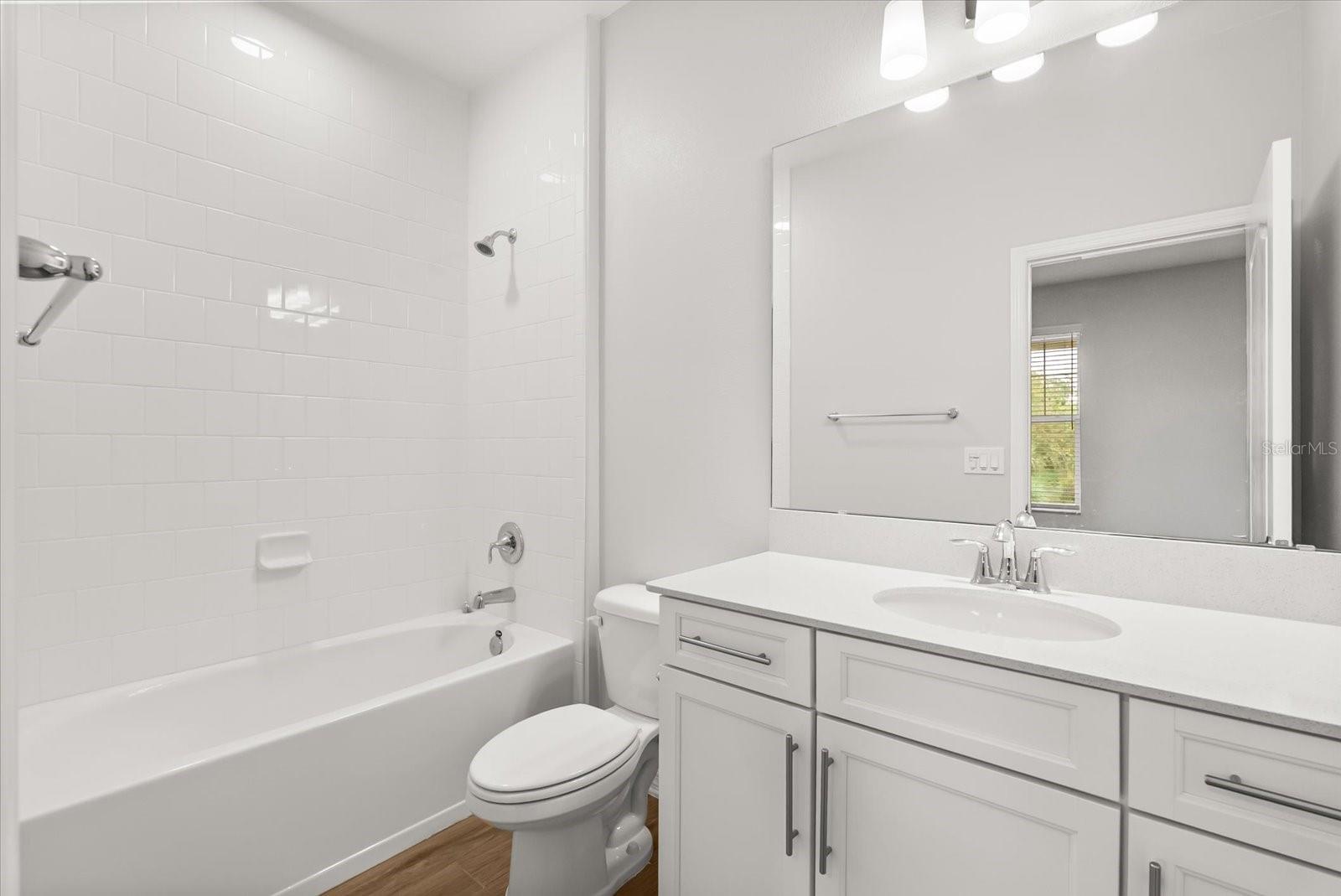 Image 14 of 38 For 601 Becklow Street