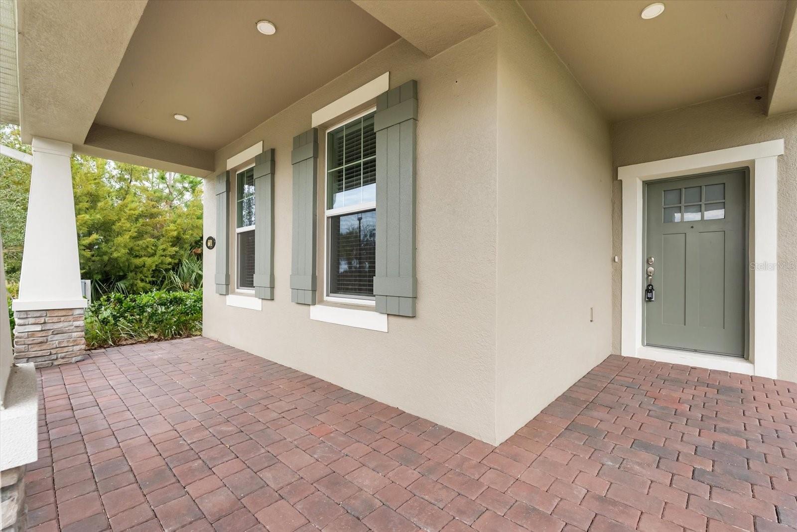 Image 2 of 38 For 601 Becklow Street