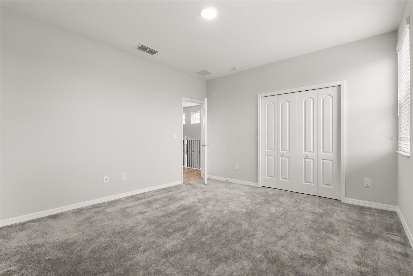 Image 20 of 38 For 601 Becklow Street