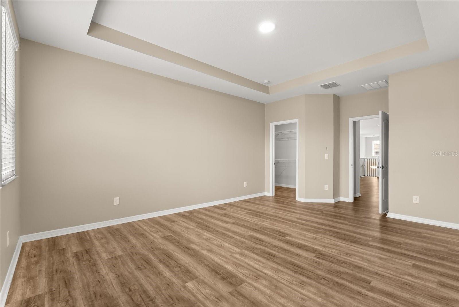 Image 26 of 38 For 601 Becklow Street