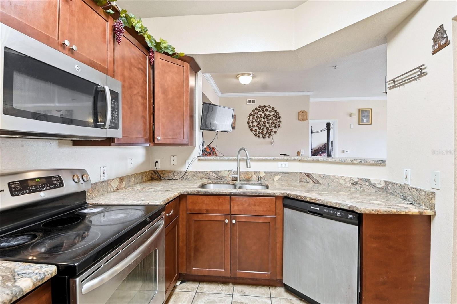 Image 6 of 17 For 5526 Pga Boulevard 4927