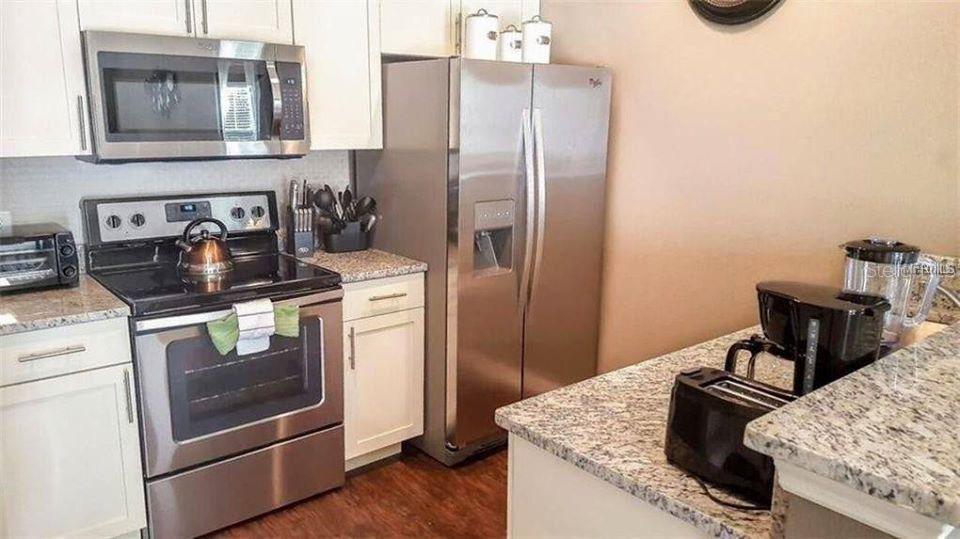 Image 6 of 17 For 9004 Shine Drive 9004