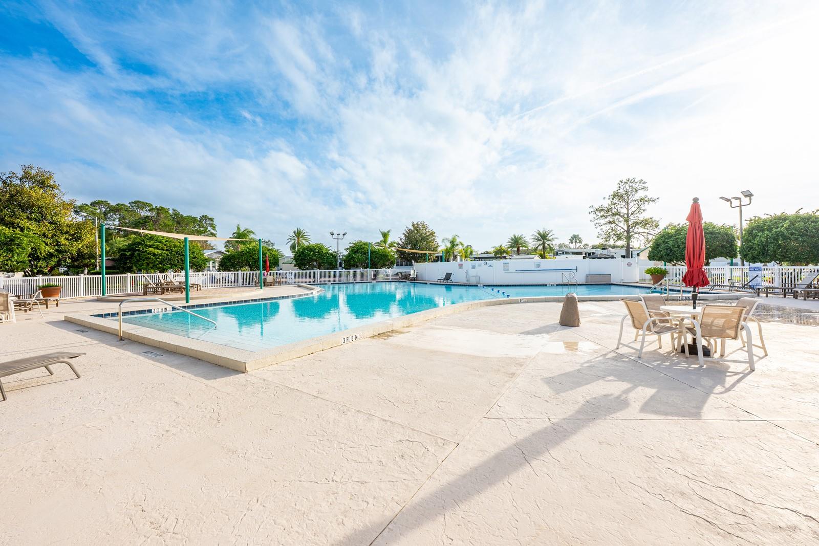 Image 13 of 19 For 2439 Palm Street 214