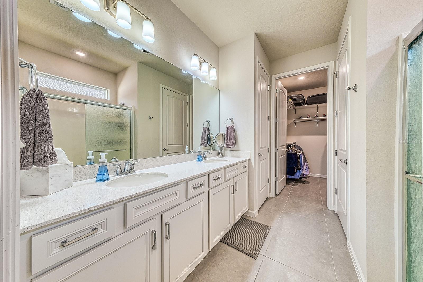 Image 12 of 49 For 2505 Cliff Way