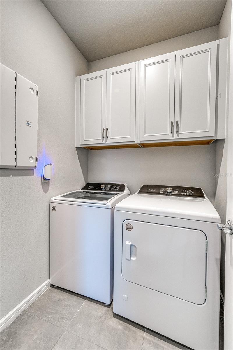 Image 18 of 49 For 2505 Cliff Way