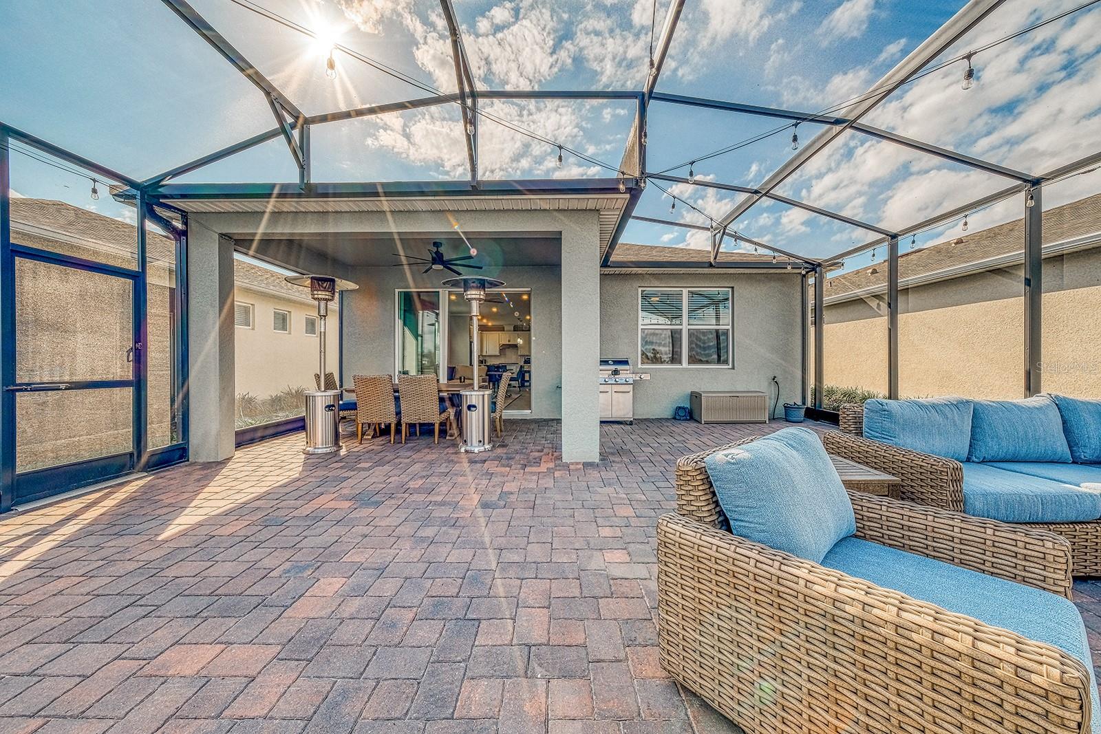 Image 21 of 49 For 2505 Cliff Way