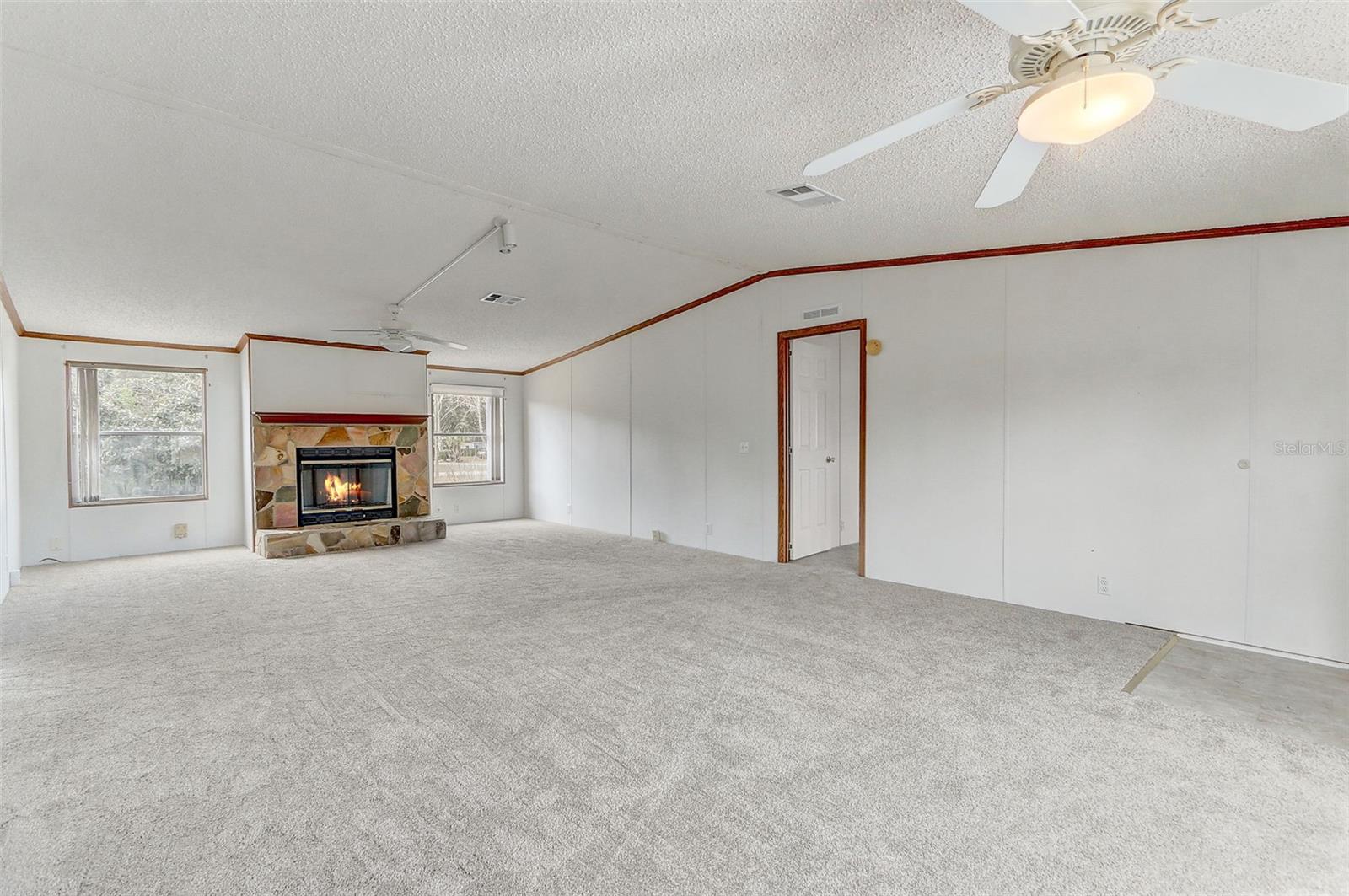 Image 8 of 35 For 9032 106th Terrace