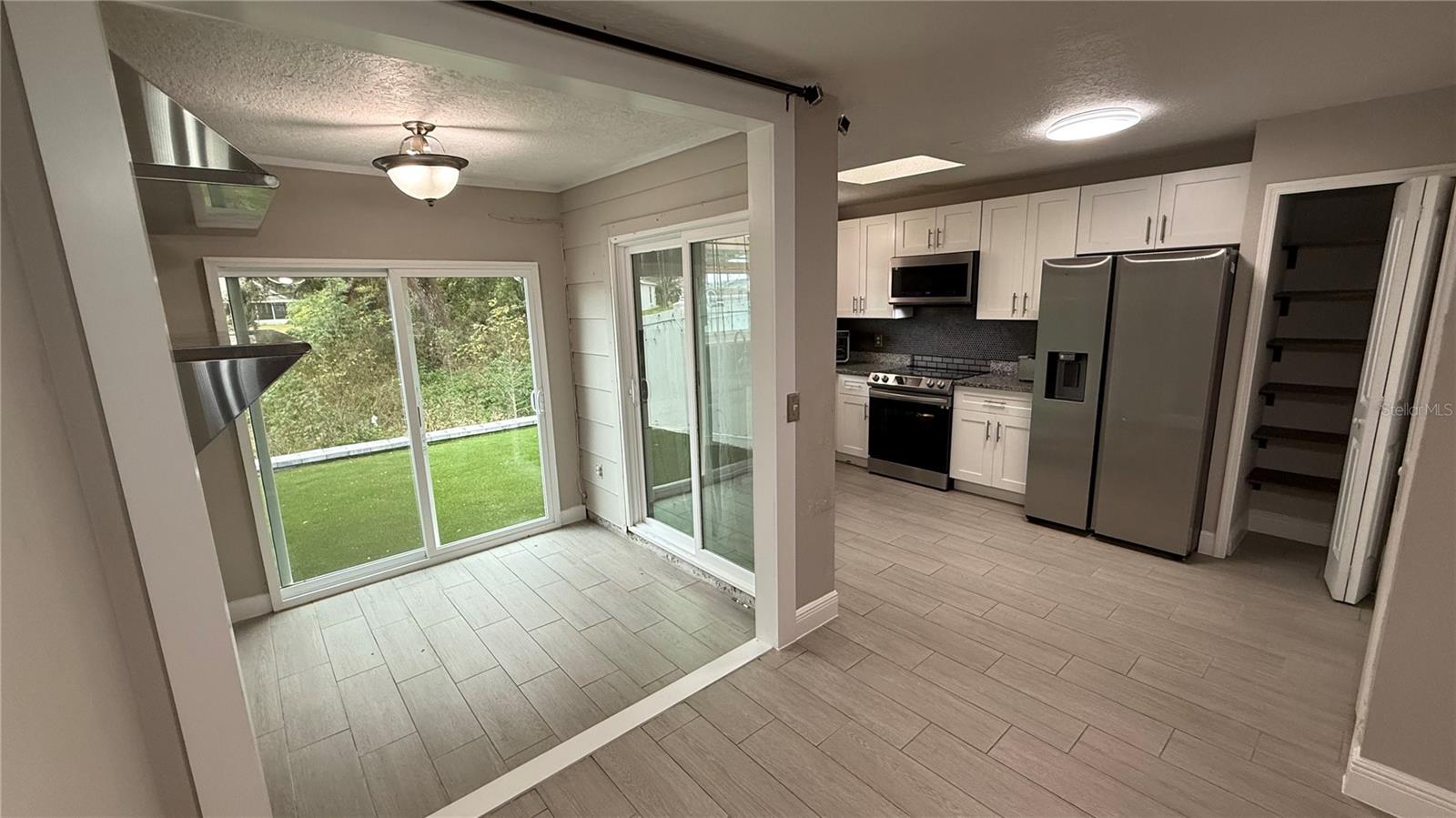 Image 31 of 38 For 9608 River Walk Court