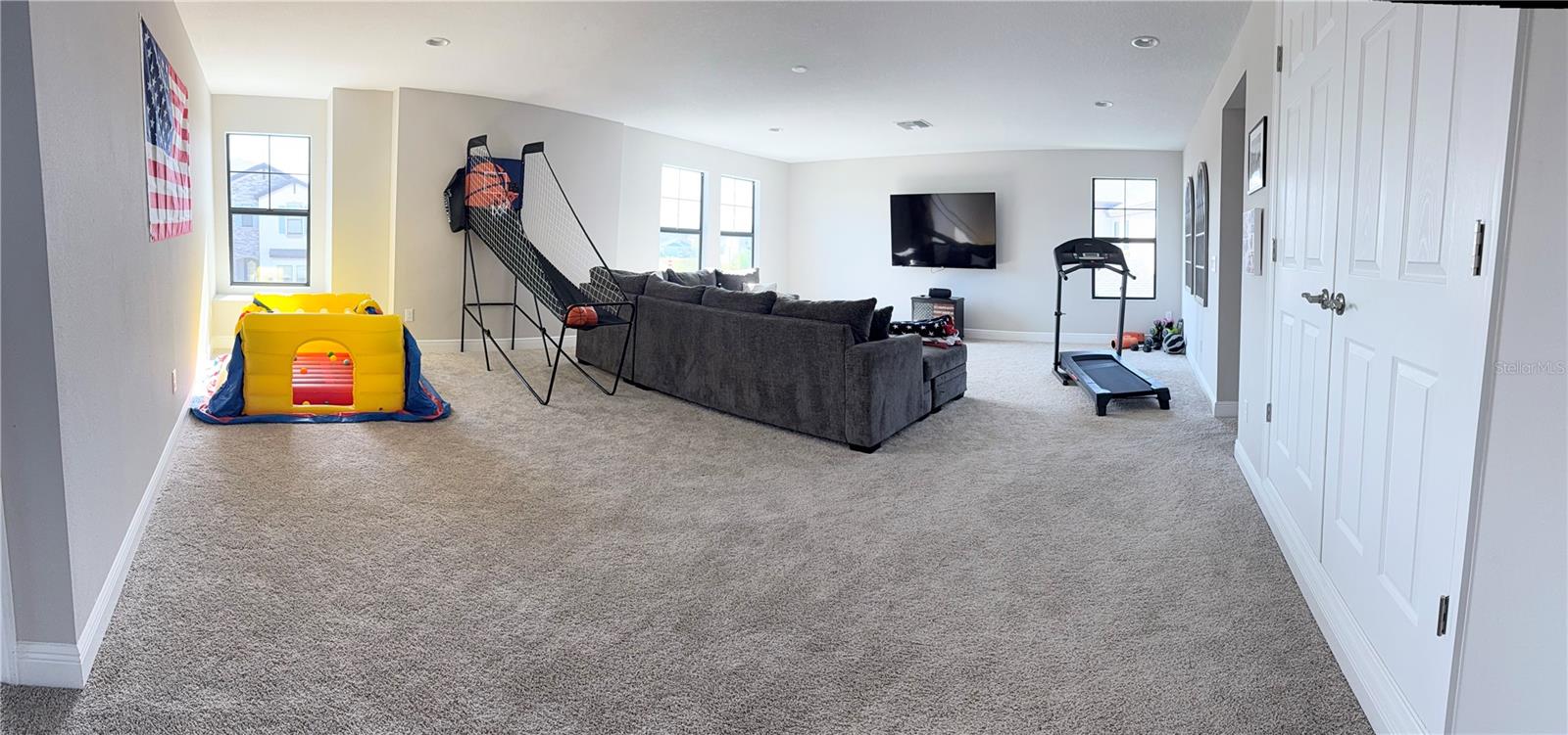 Image 19 of 21 For 14820 Paddock Pond Avenue