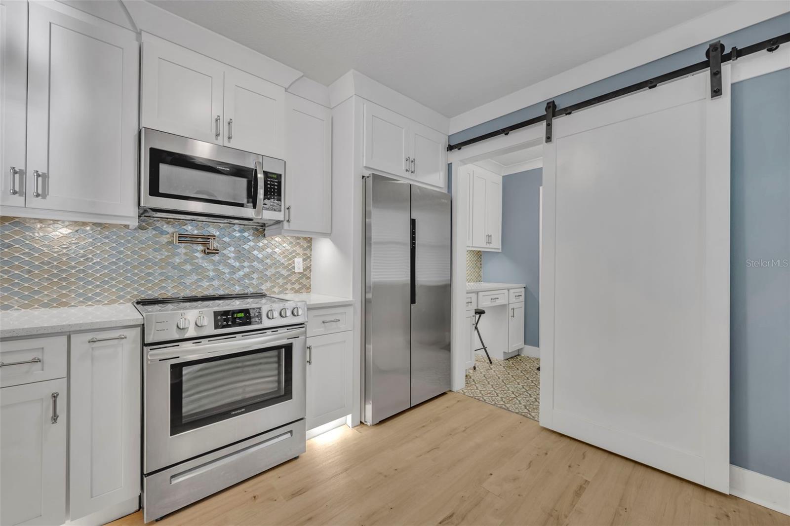 Image 11 of 31 For 5070 Ernst Court 27