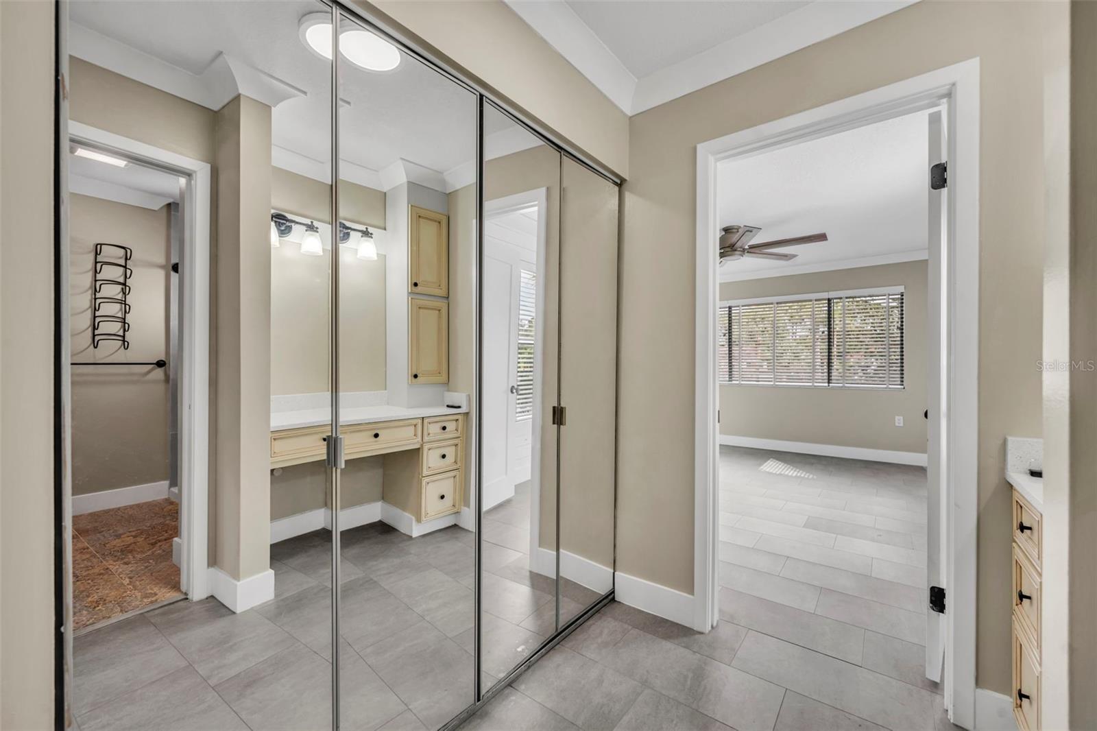 Image 16 of 31 For 5070 Ernst Court 27