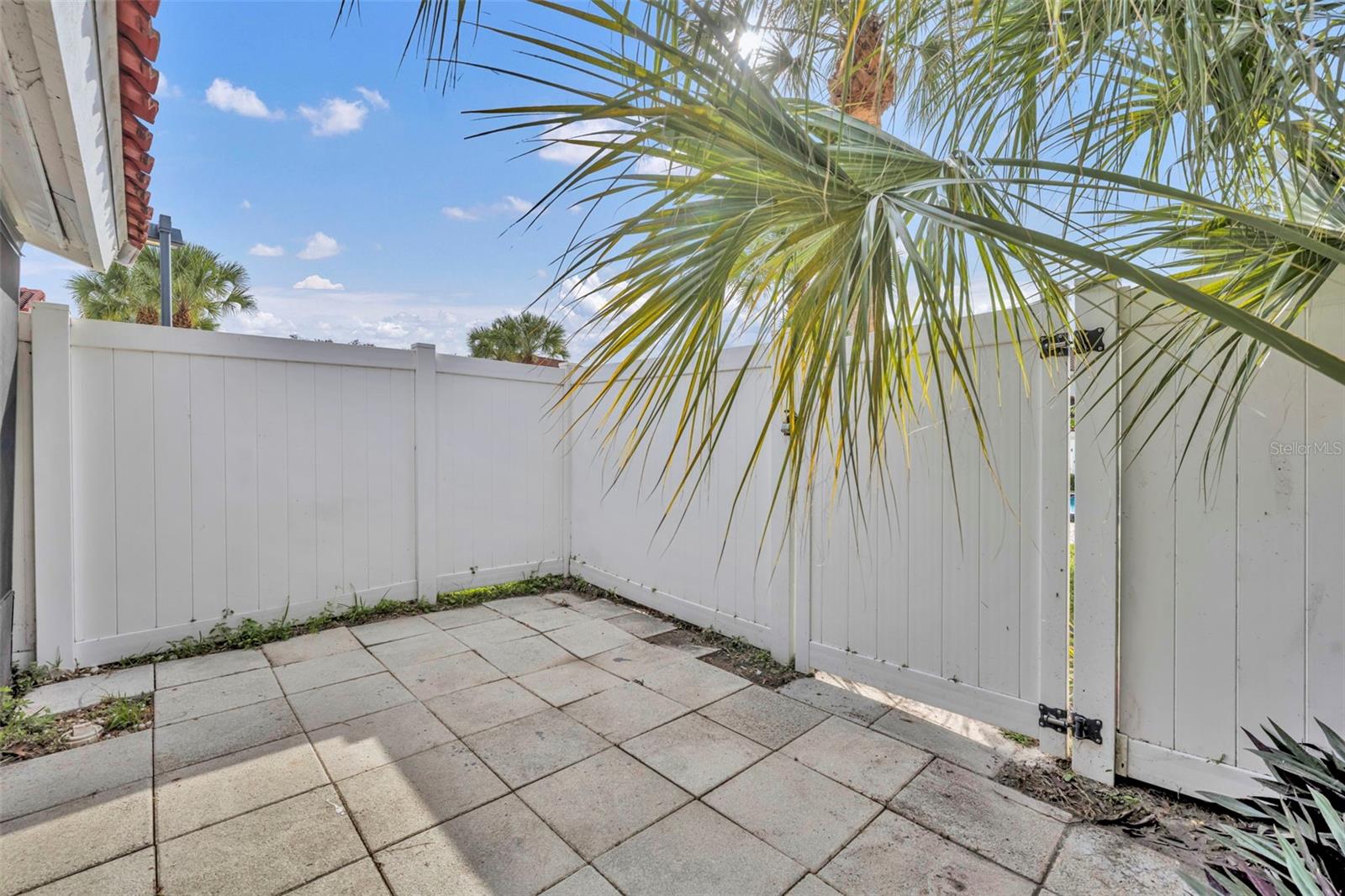 Image 25 of 31 For 5070 Ernst Court 27