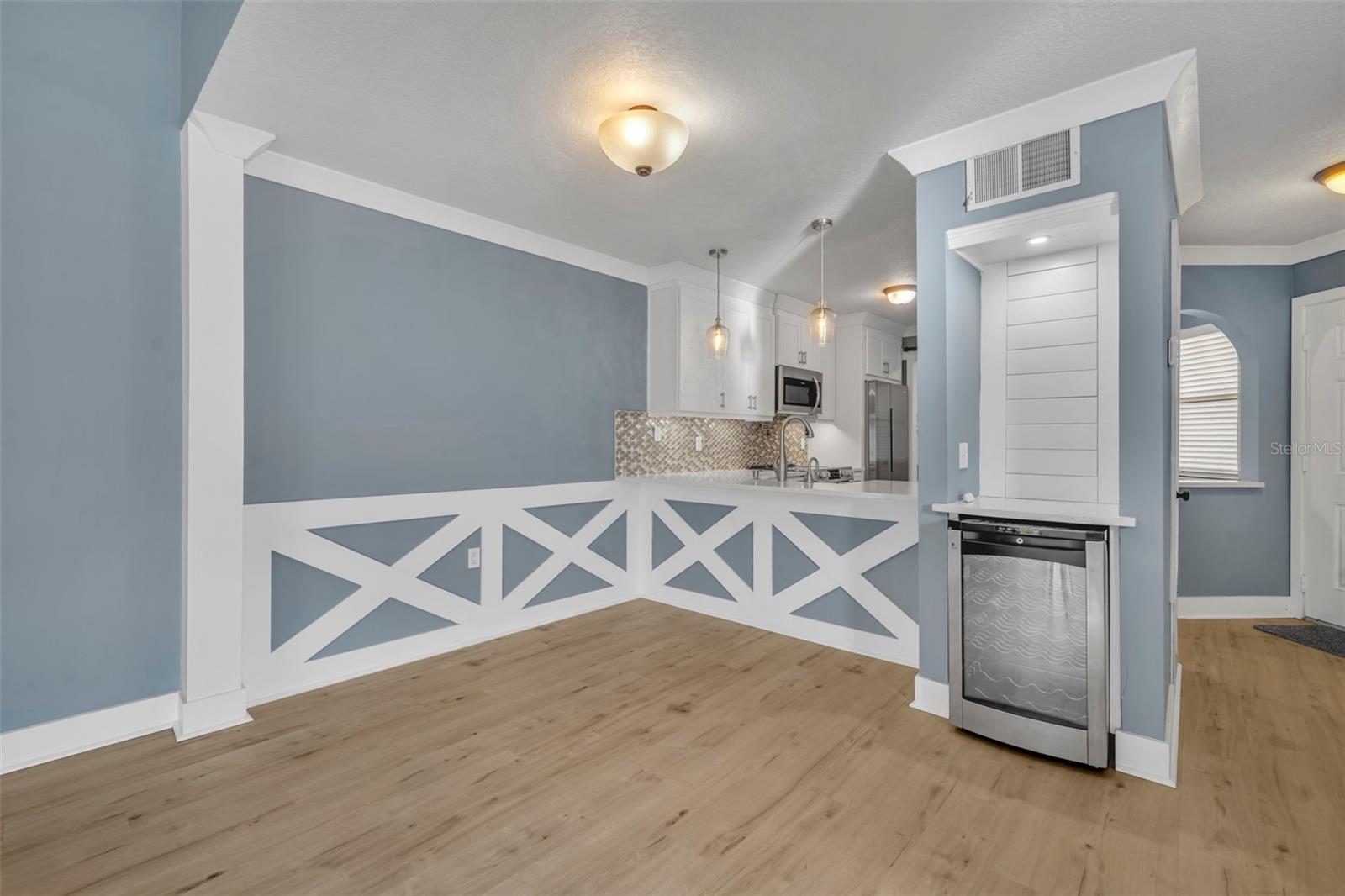 Image 7 of 31 For 5070 Ernst Court 27