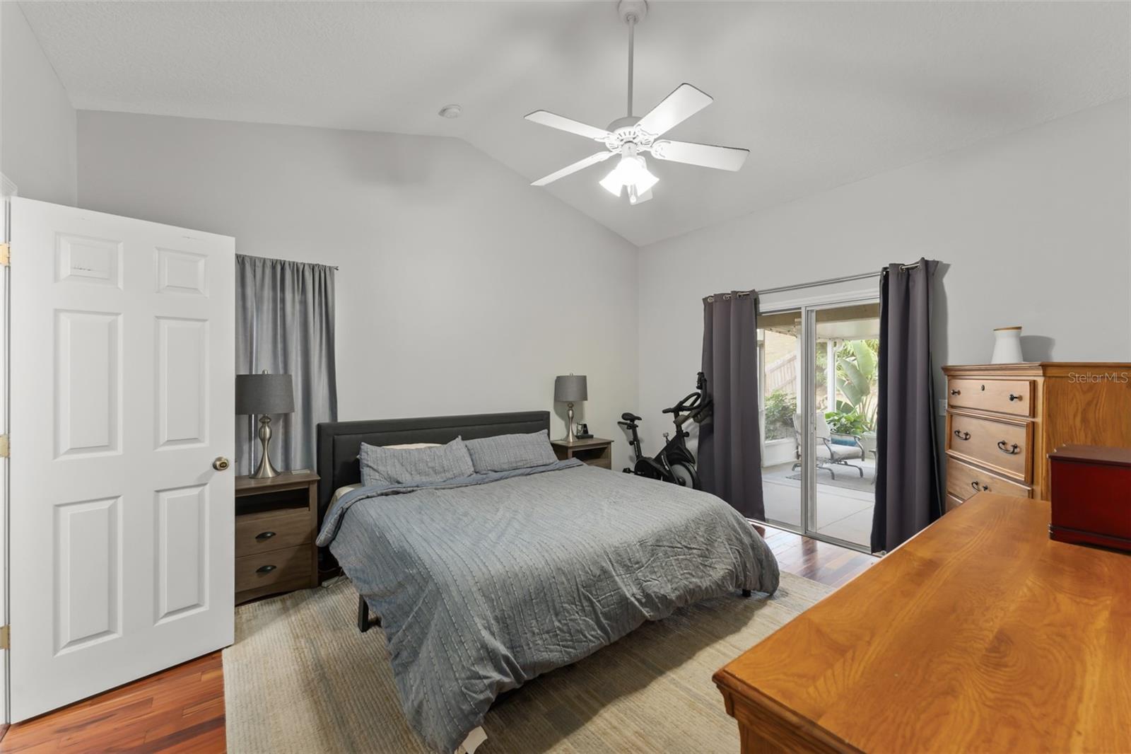 Image 29 of 45 For 806 Breezy Lake Way