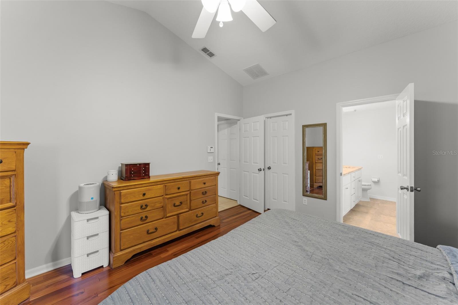 Image 30 of 45 For 806 Breezy Lake Way