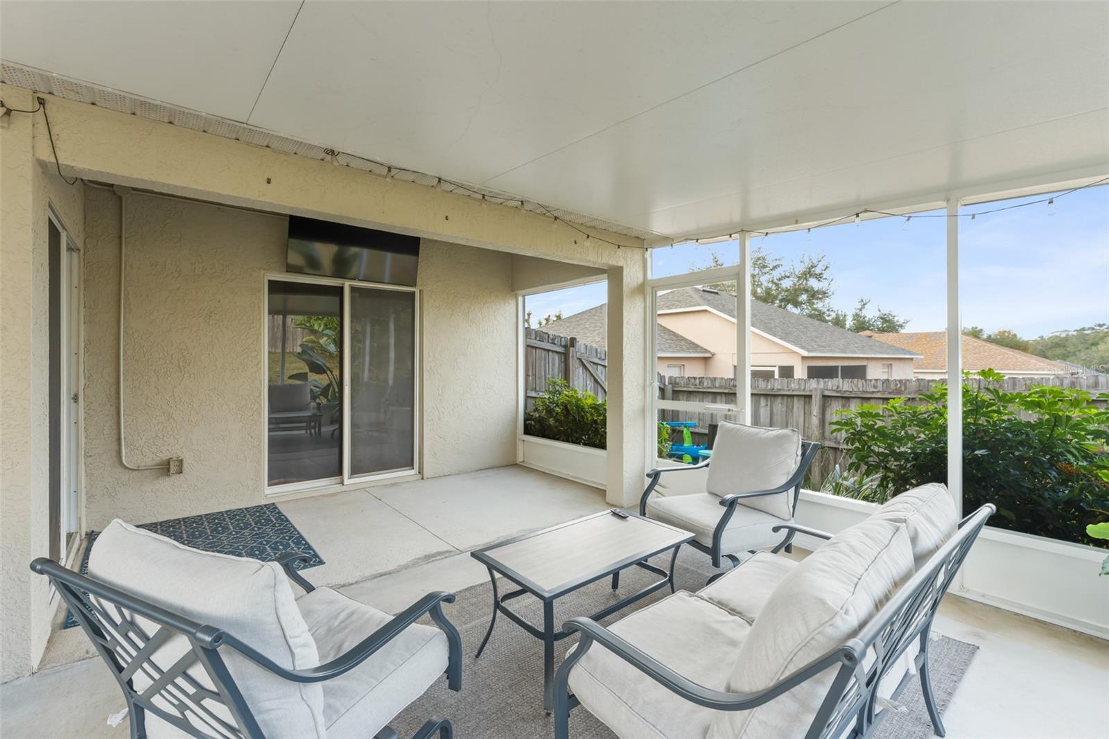 Image 38 of 45 For 806 Breezy Lake Way