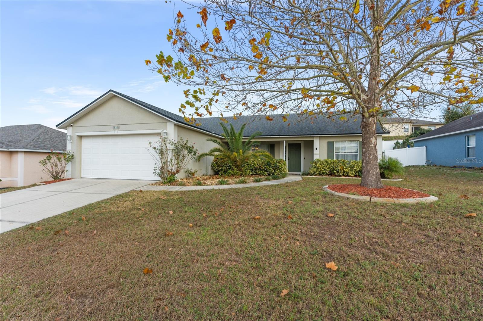 Image 44 of 45 For 806 Breezy Lake Way