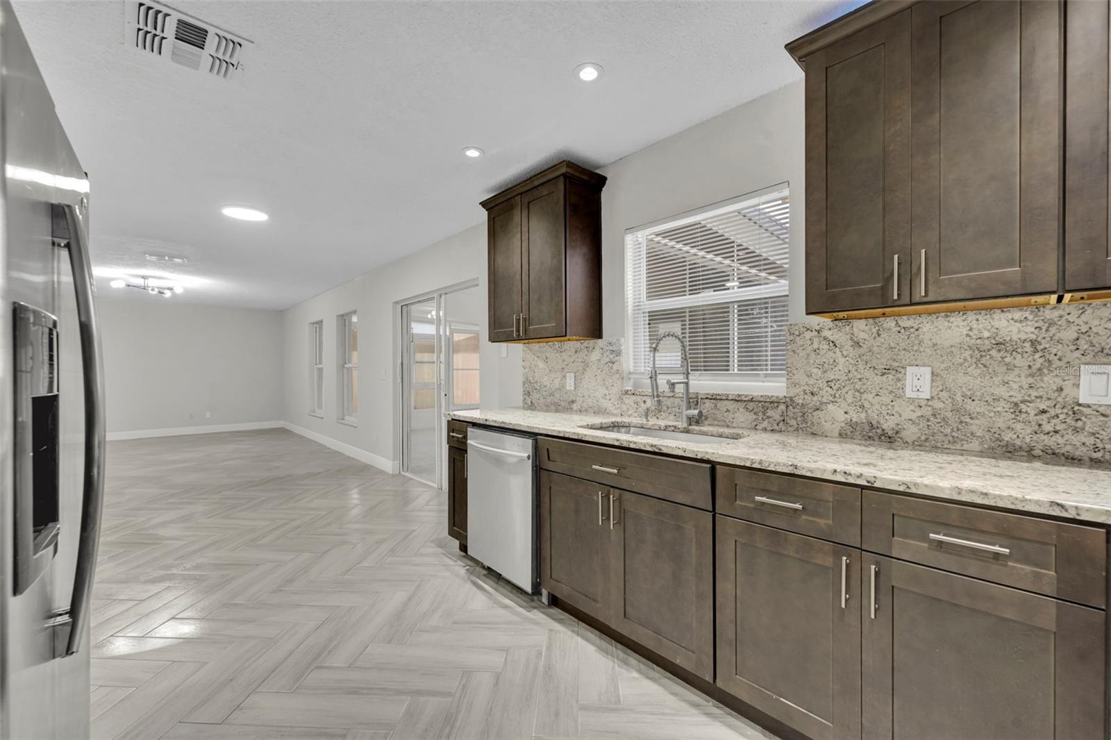 Image 13 of 36 For 3024 Natoma Way