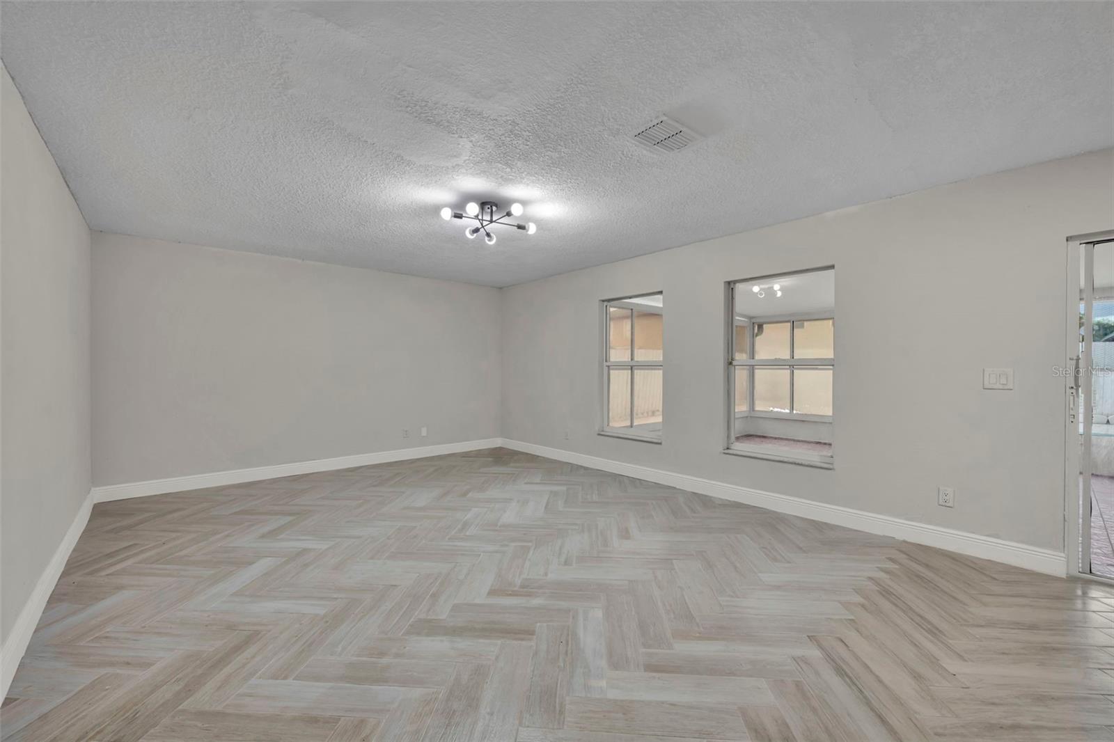 Image 14 of 36 For 3024 Natoma Way