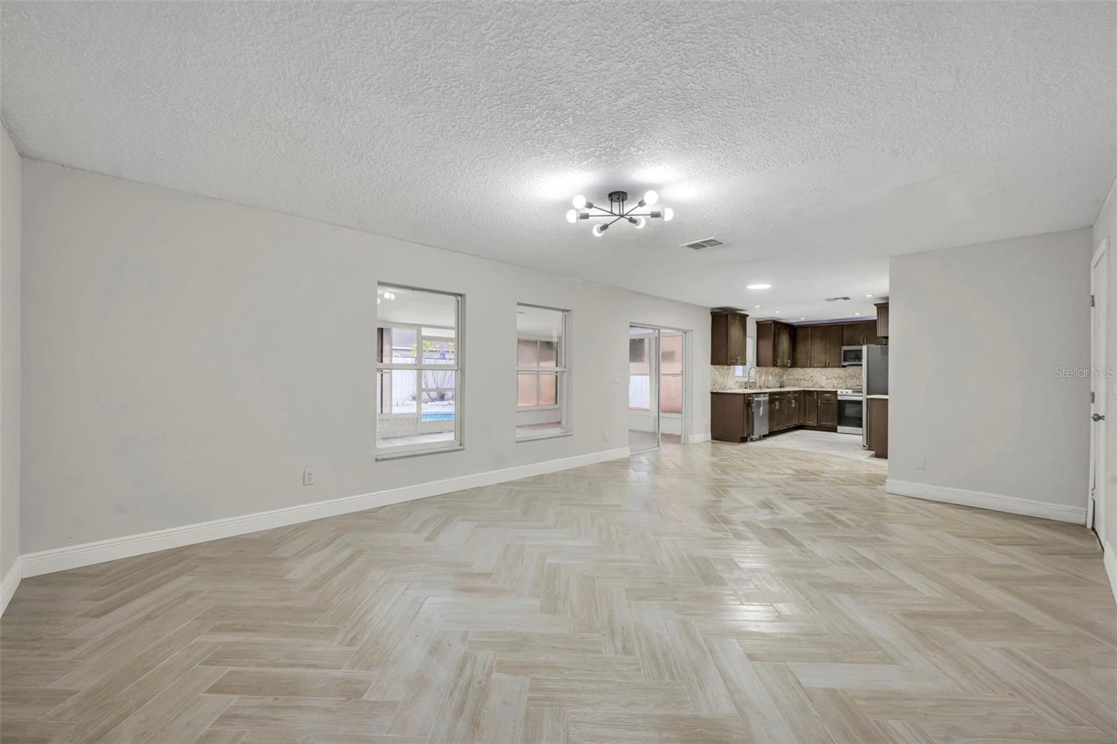 Image 17 of 36 For 3024 Natoma Way