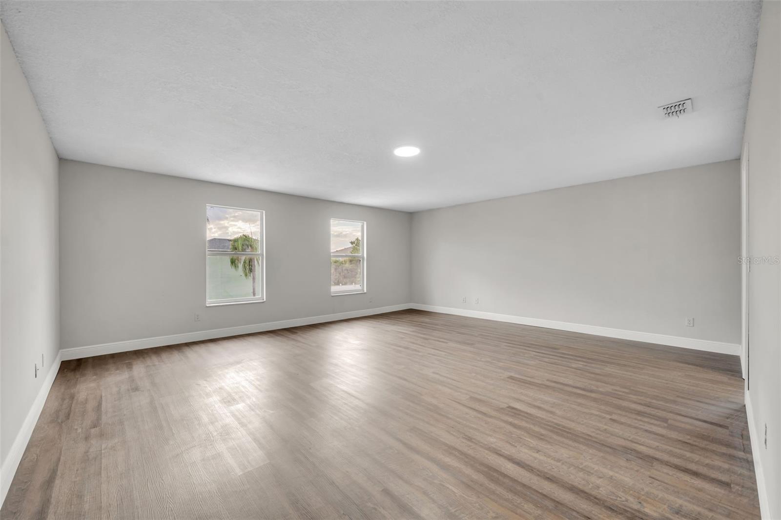 Image 20 of 36 For 3024 Natoma Way