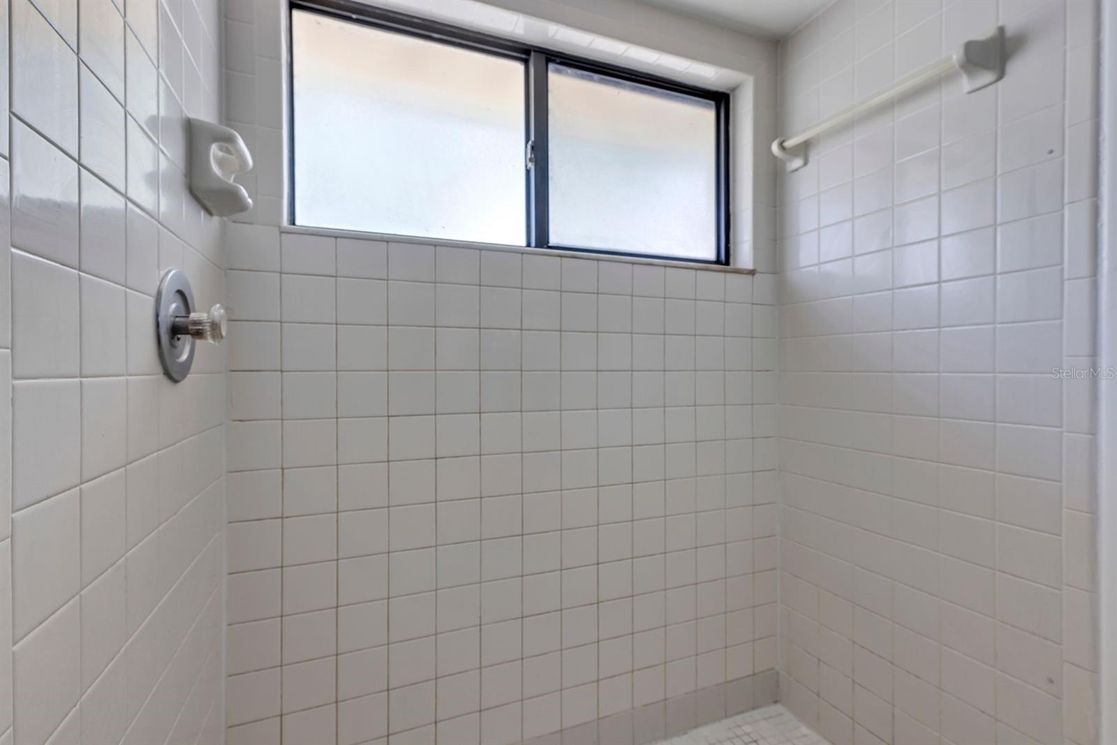 Image 17 of 21 For 3701 Spring Land Drive