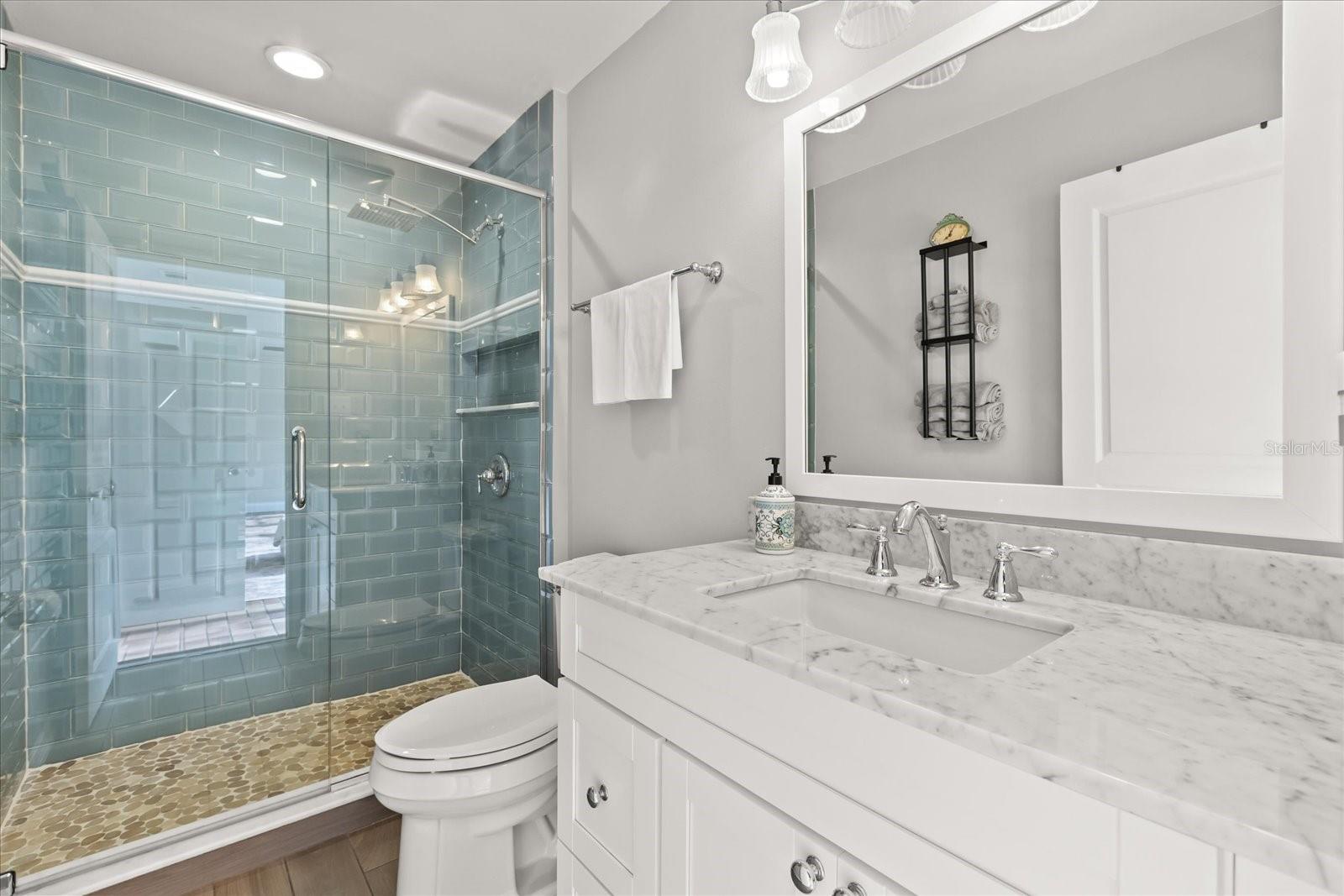 Image 29 of 36 For 310 White Oak Circle