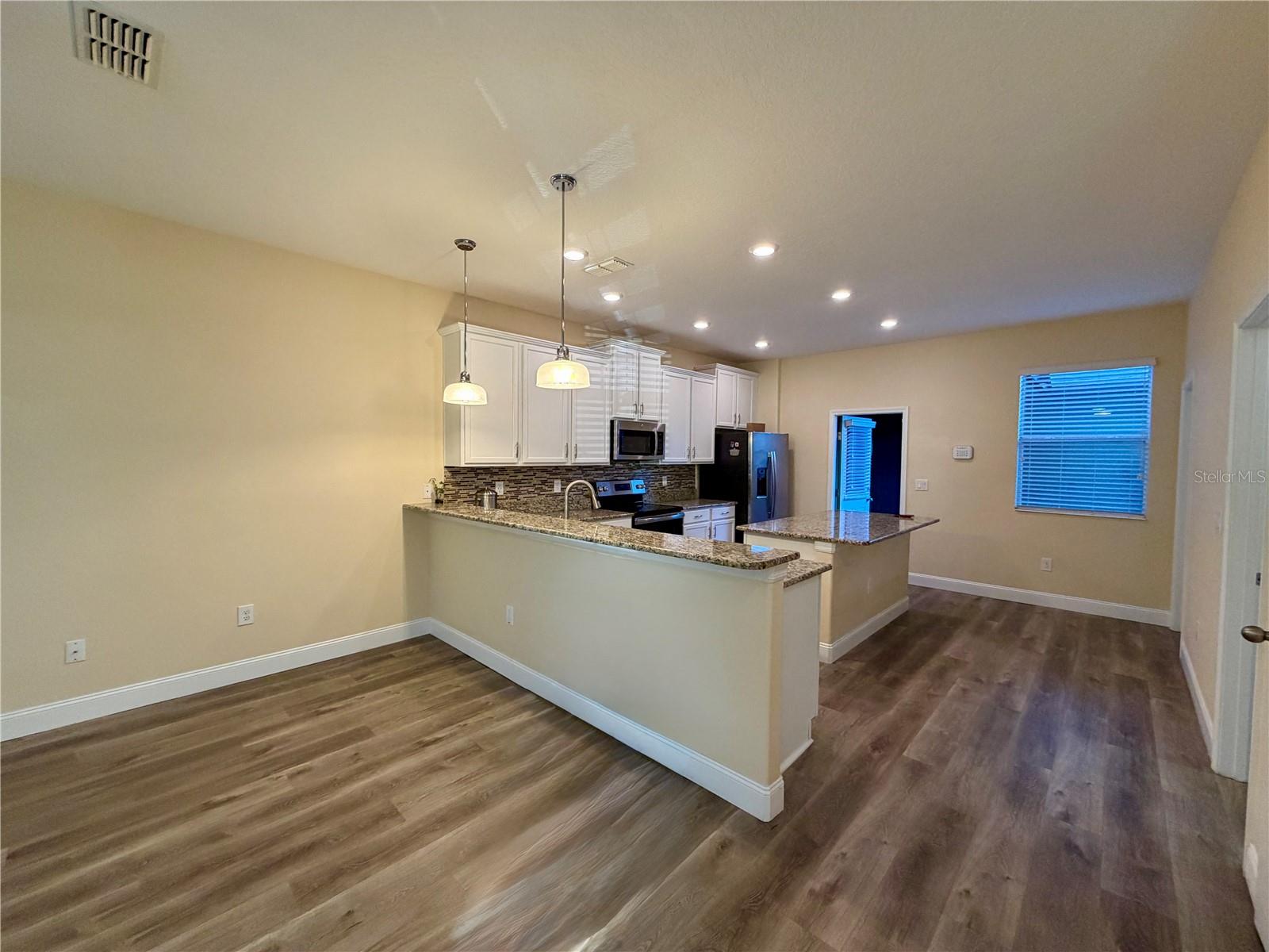 Image 10 of 41 For 5637 Water Rose Road