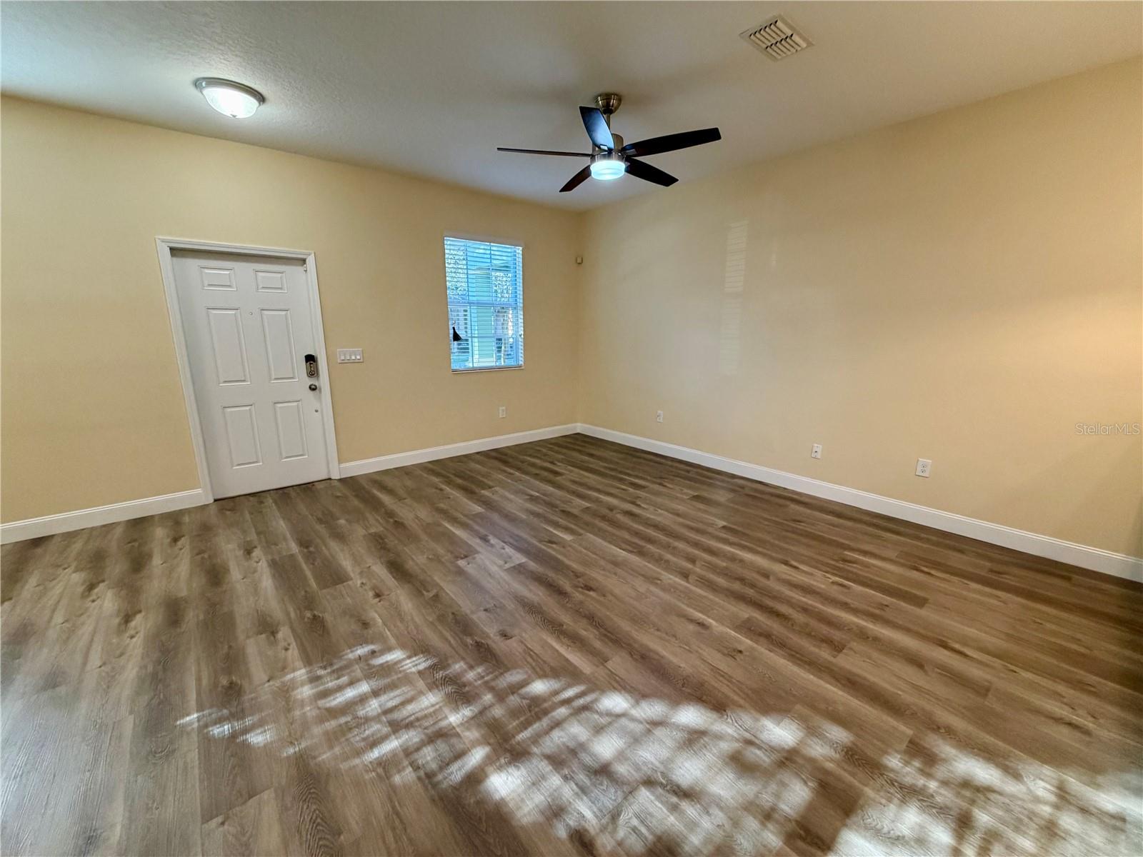 Image 12 of 41 For 5637 Water Rose Road