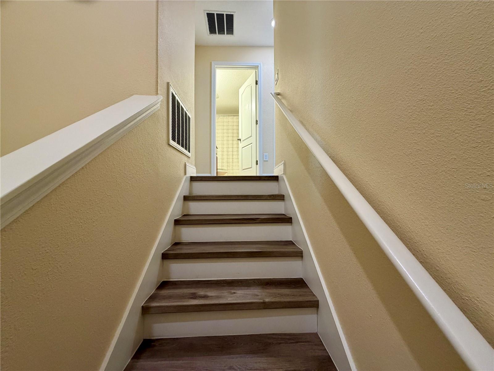 Image 16 of 41 For 5637 Water Rose Road