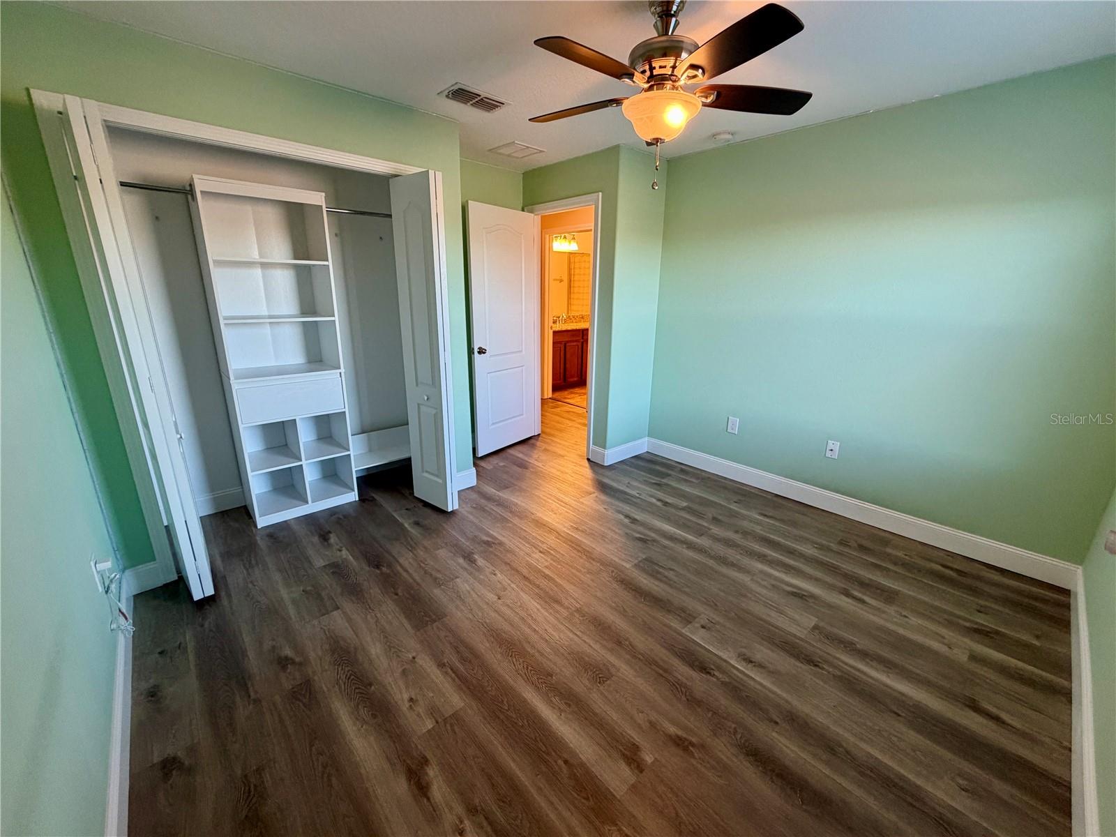 Image 17 of 41 For 5637 Water Rose Road