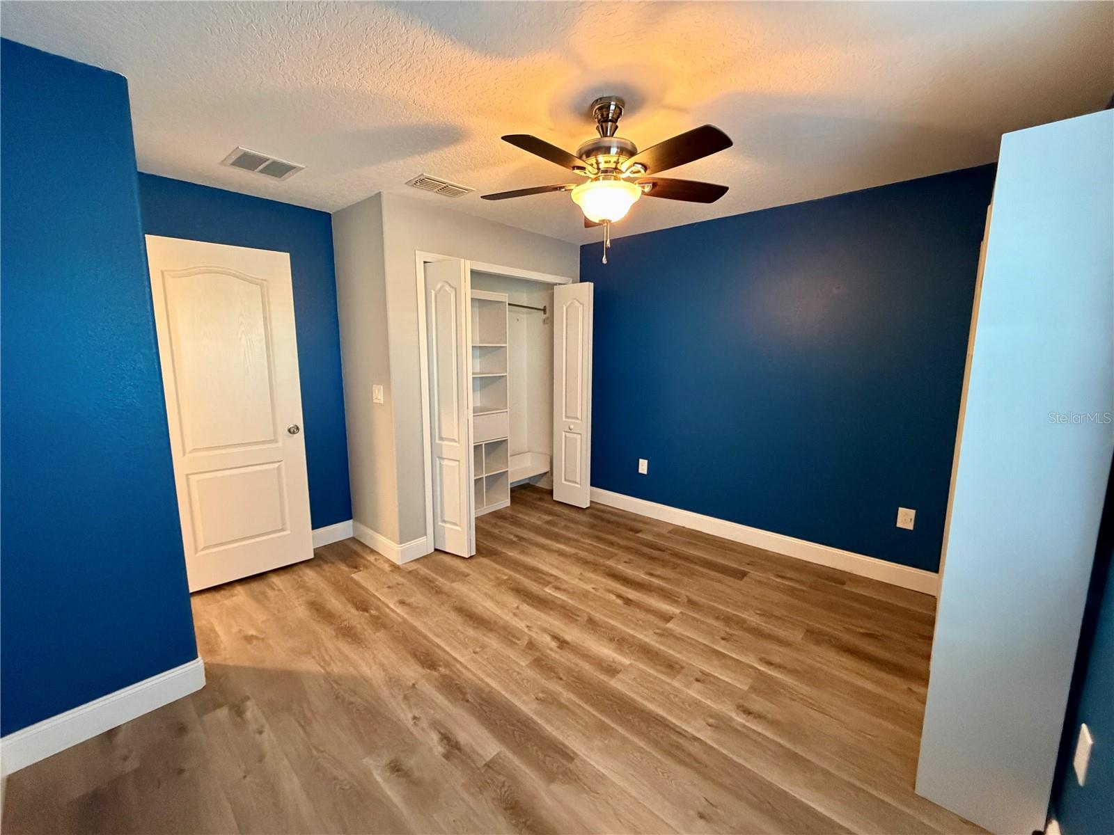 Image 20 of 41 For 5637 Water Rose Road