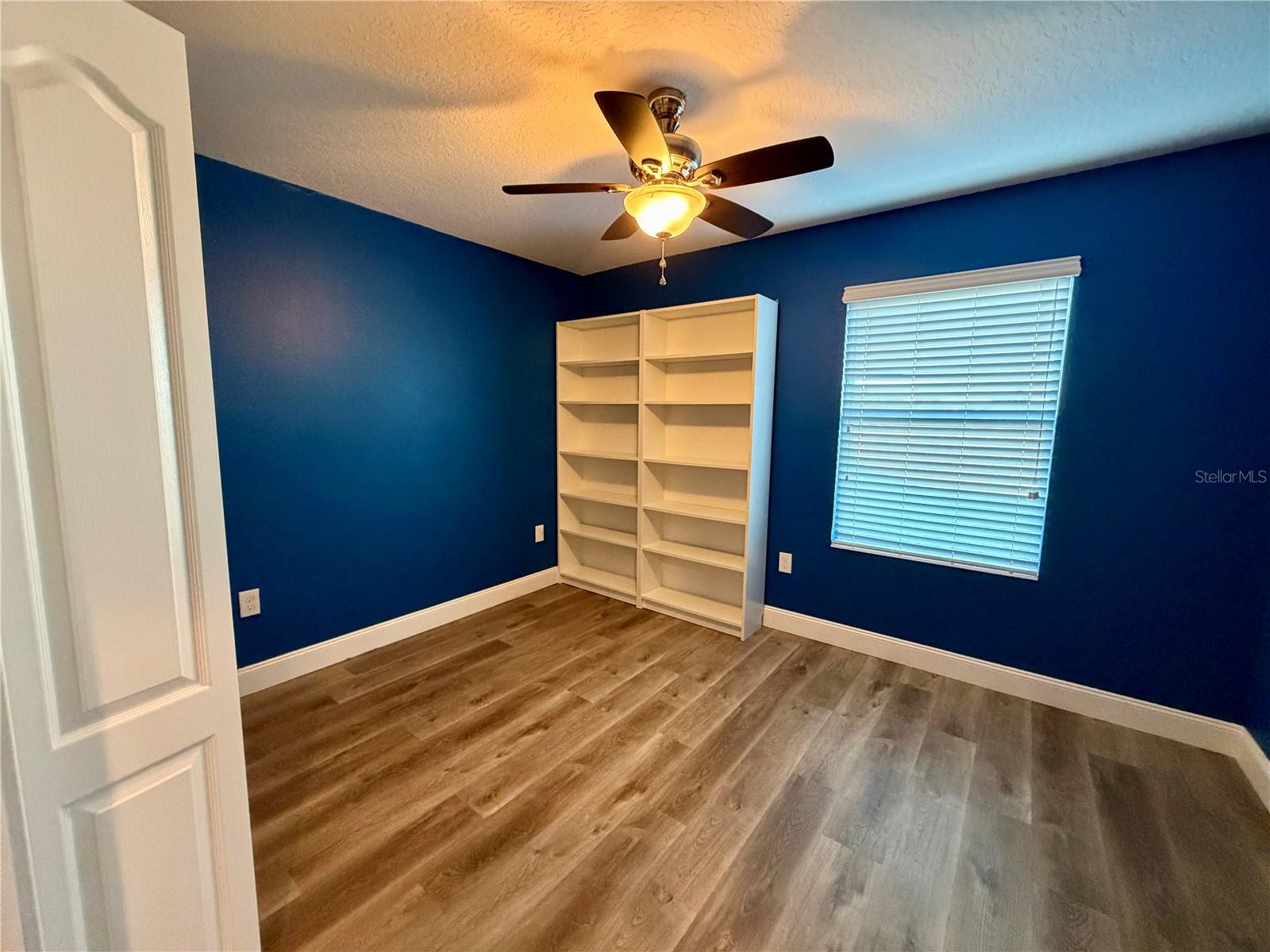 Image 21 of 41 For 5637 Water Rose Road