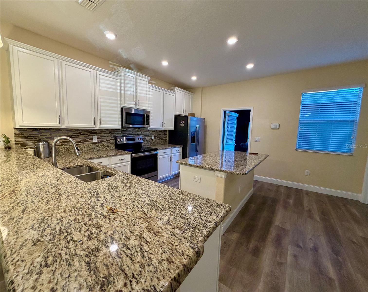 Image 6 of 41 For 5637 Water Rose Road