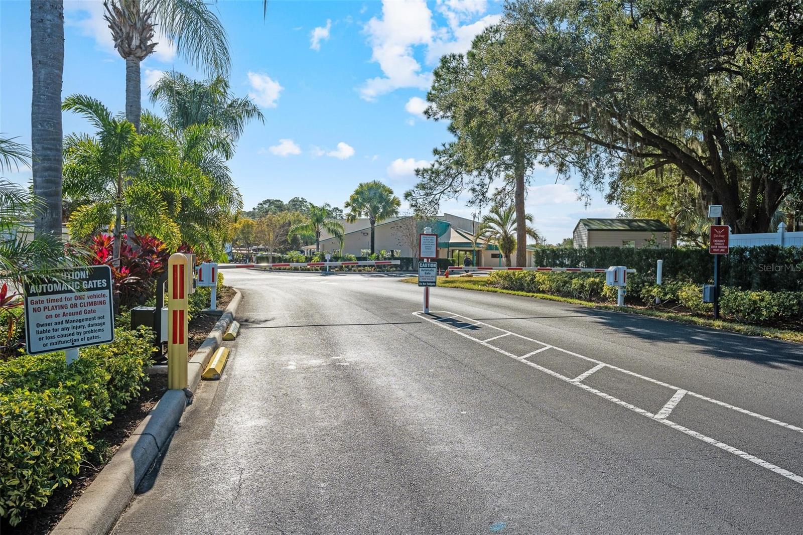 Image 23 of 34 For 2411 Citrus Tree Road