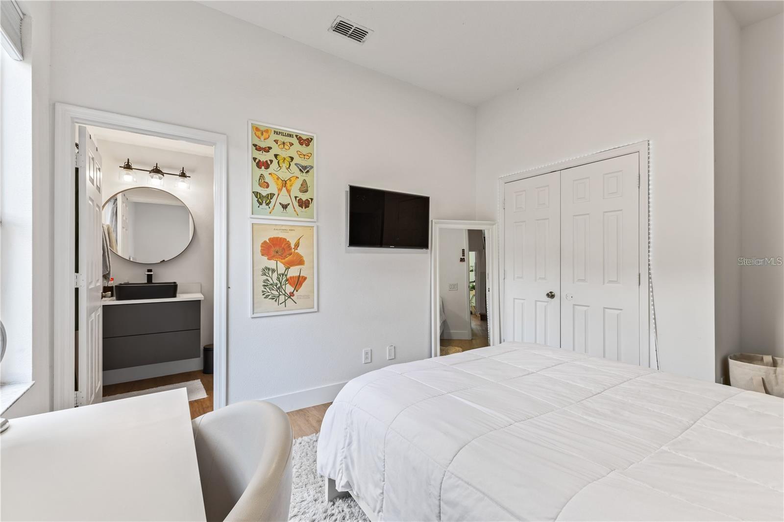 Image 56 of 76 For 6557 Crestmont Glen Lane