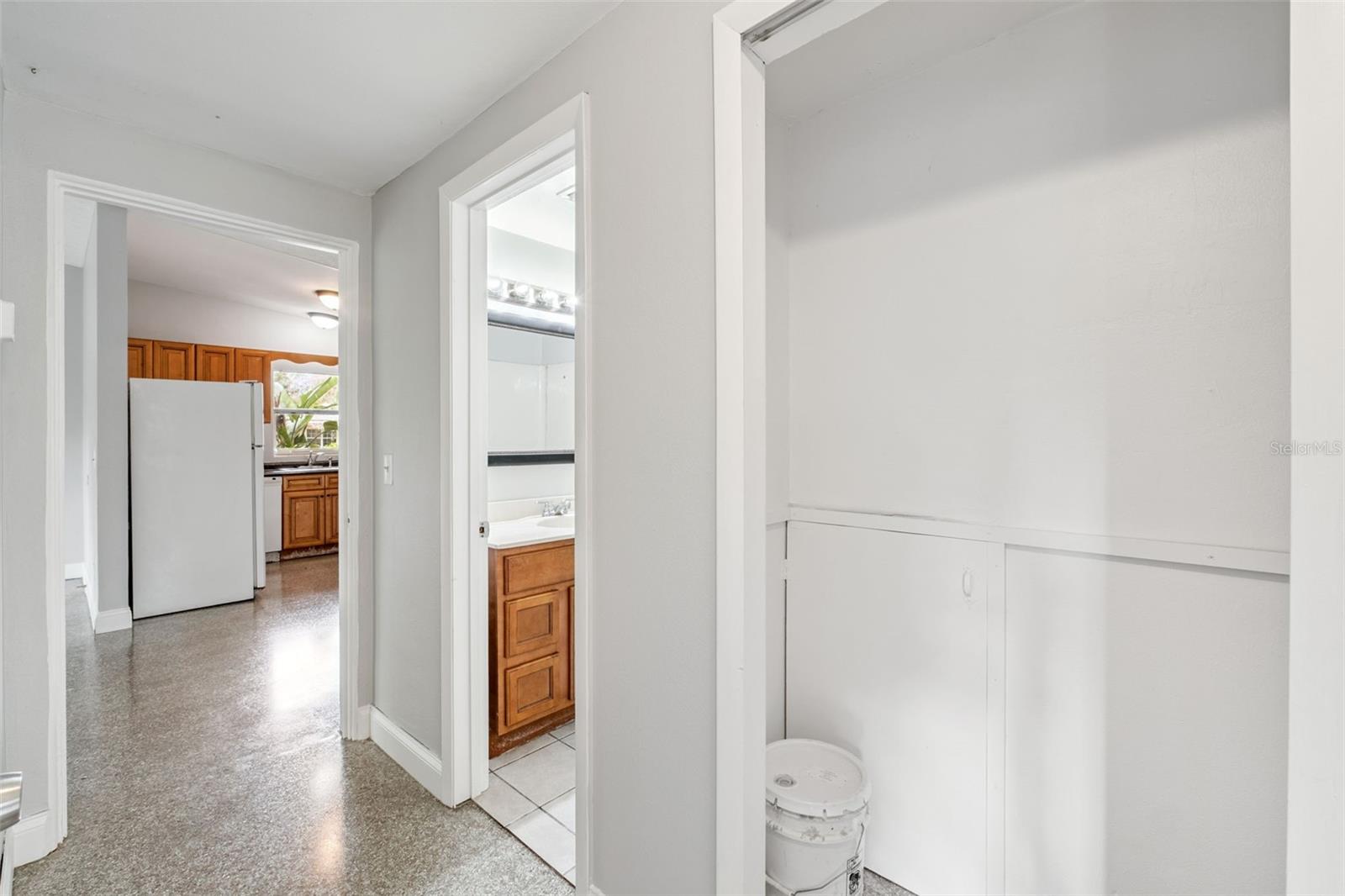 Image 13 of 16 For 705 Cherokee Circle