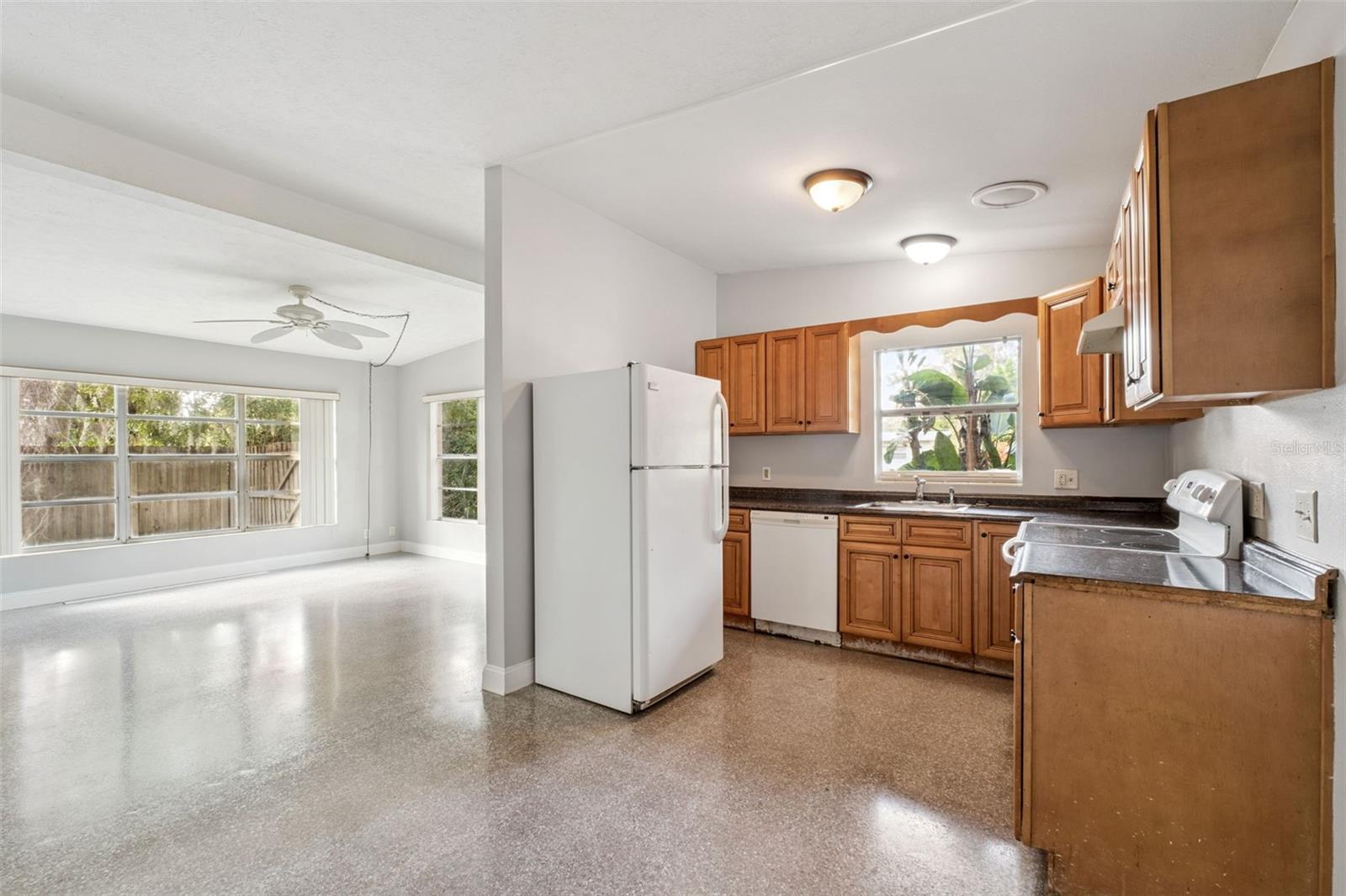 Image 5 of 16 For 705 Cherokee Circle