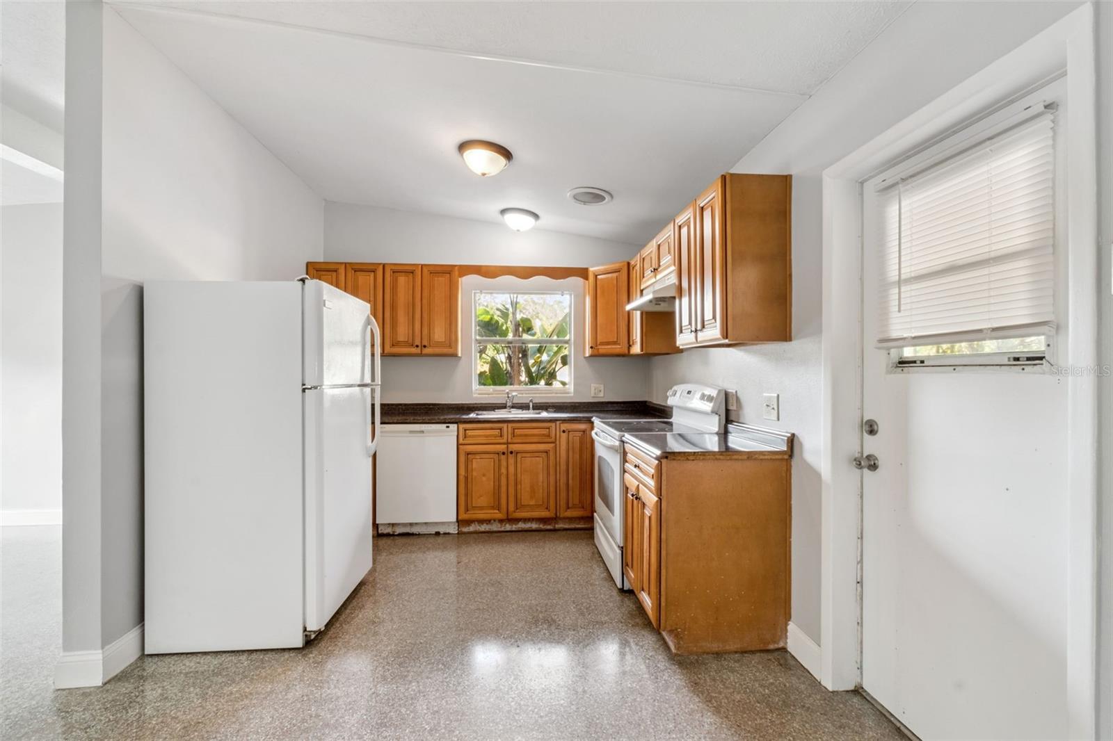 Image 6 of 16 For 705 Cherokee Circle