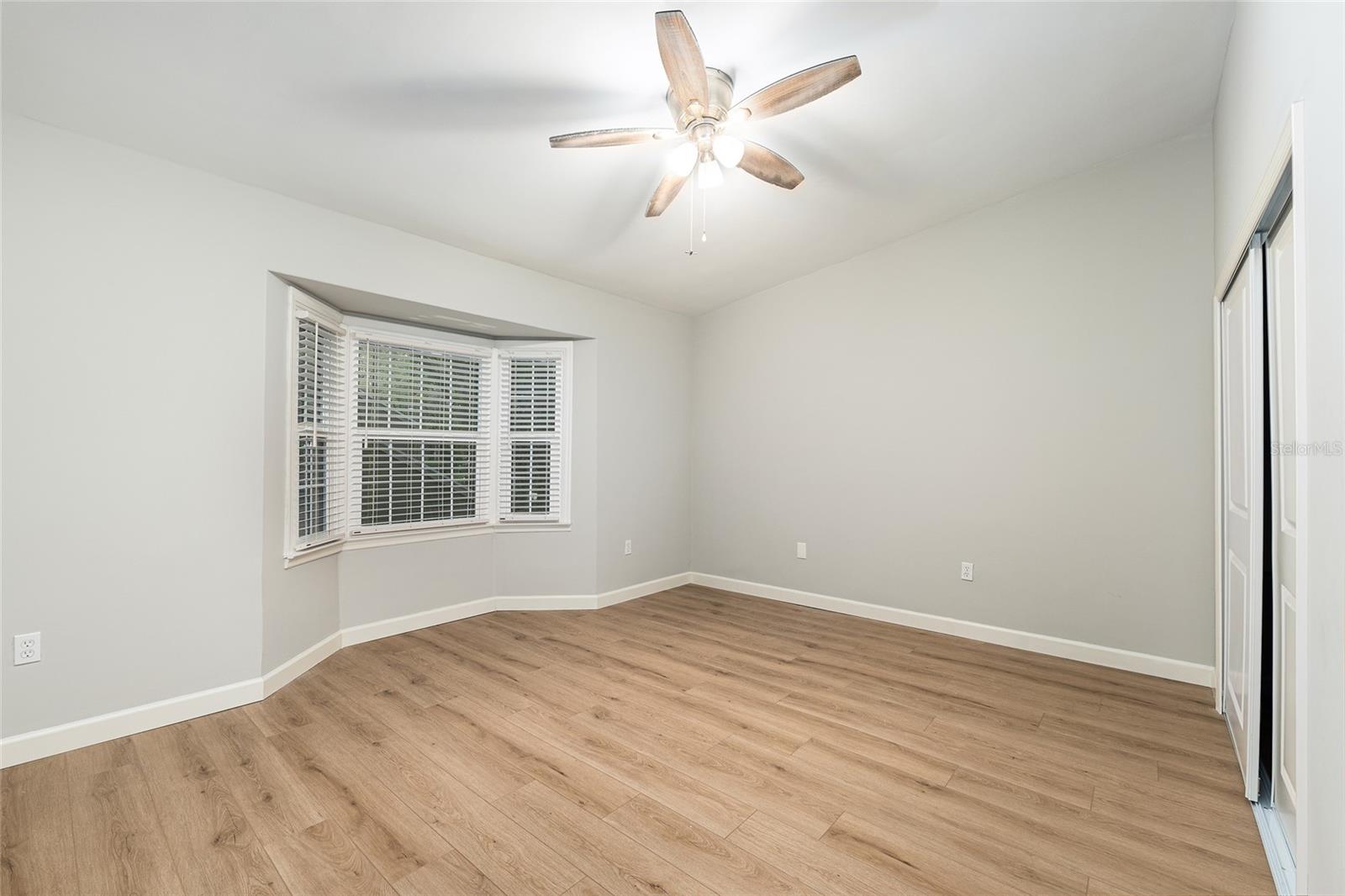 Image 34 of 58 For 5240 92nd Court