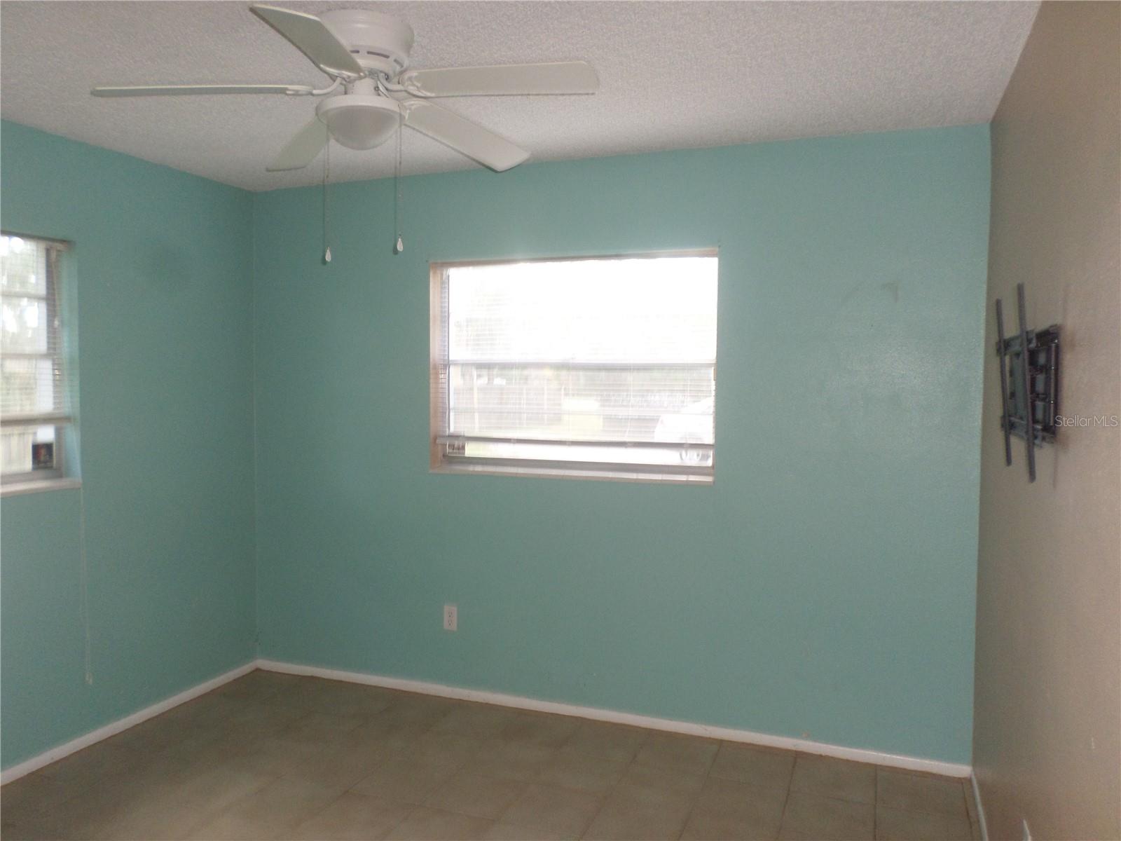 Image 9 of 14 For 3055 Beck Court